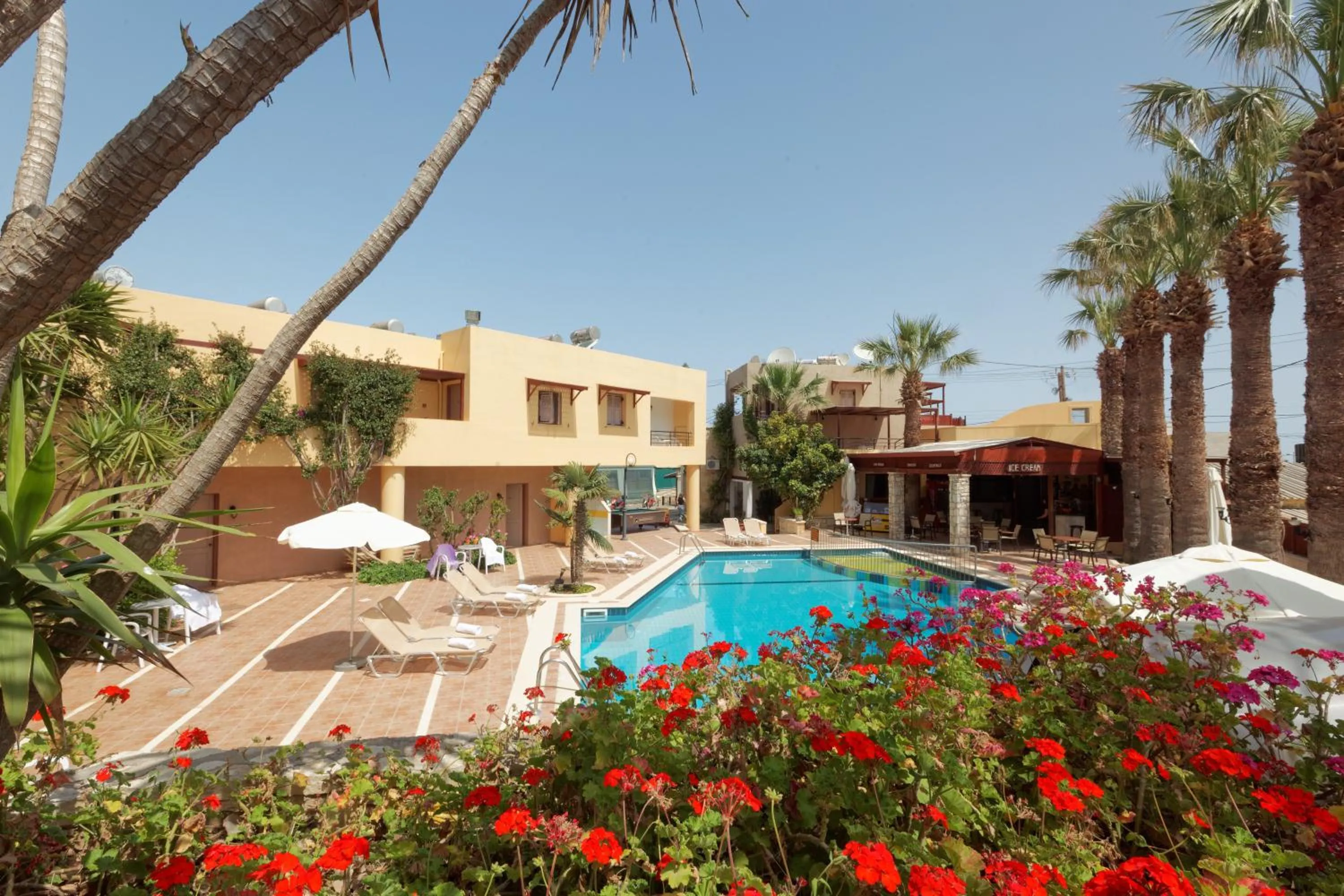 Property building in Latania Apartments