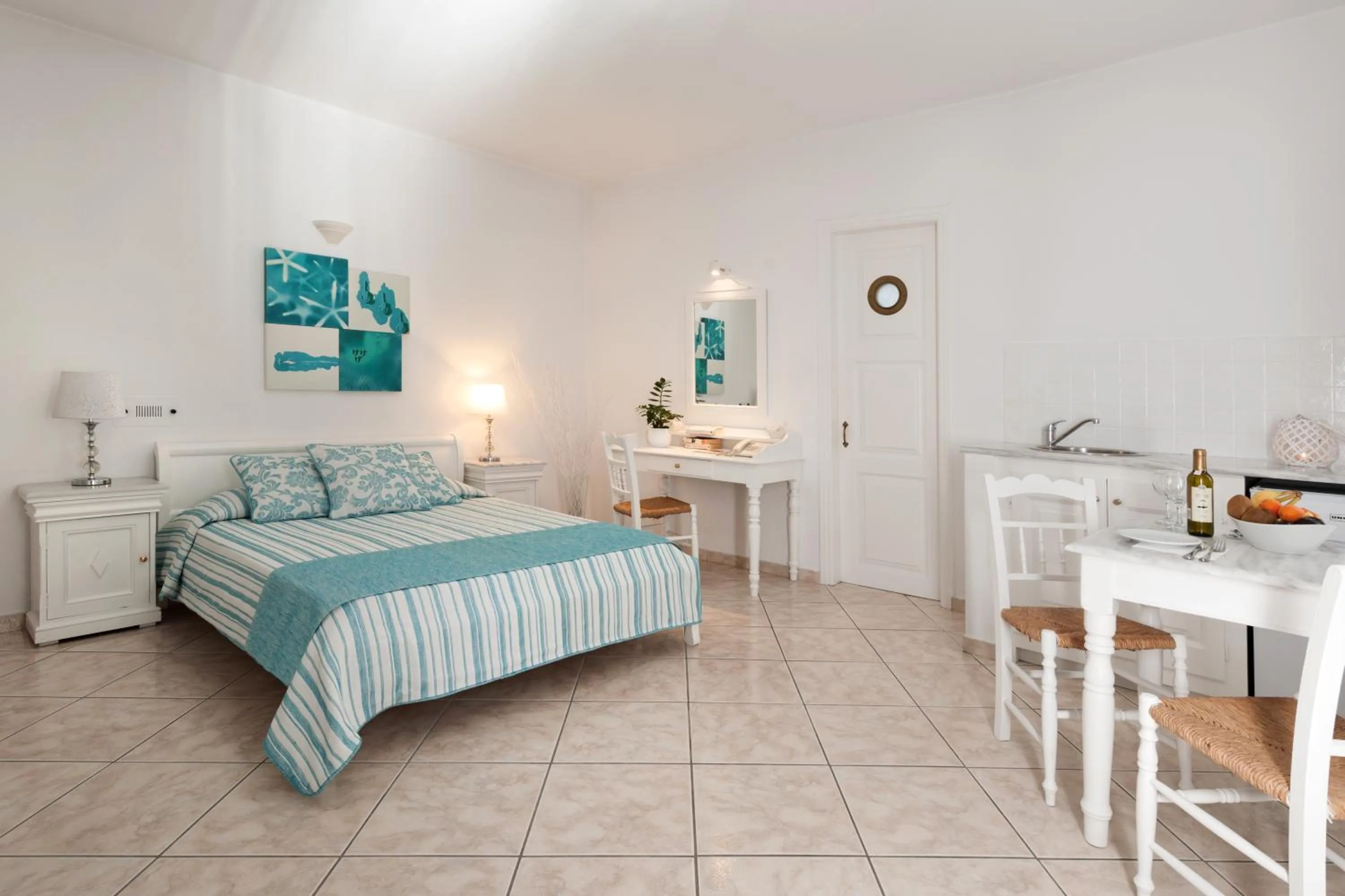 Photo of the whole room, Bed in Casa Bianca