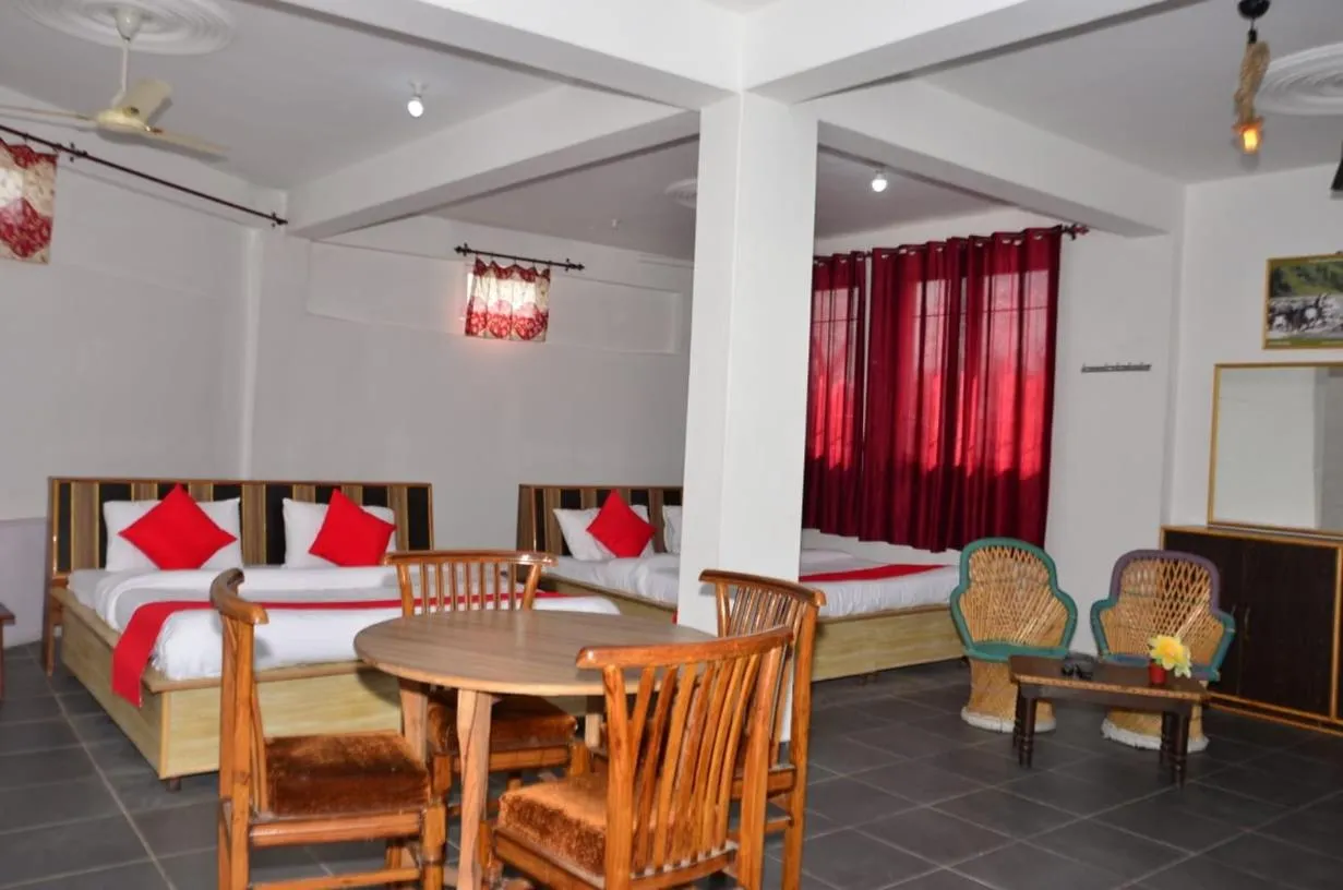 Hotel Aqua Waterfall