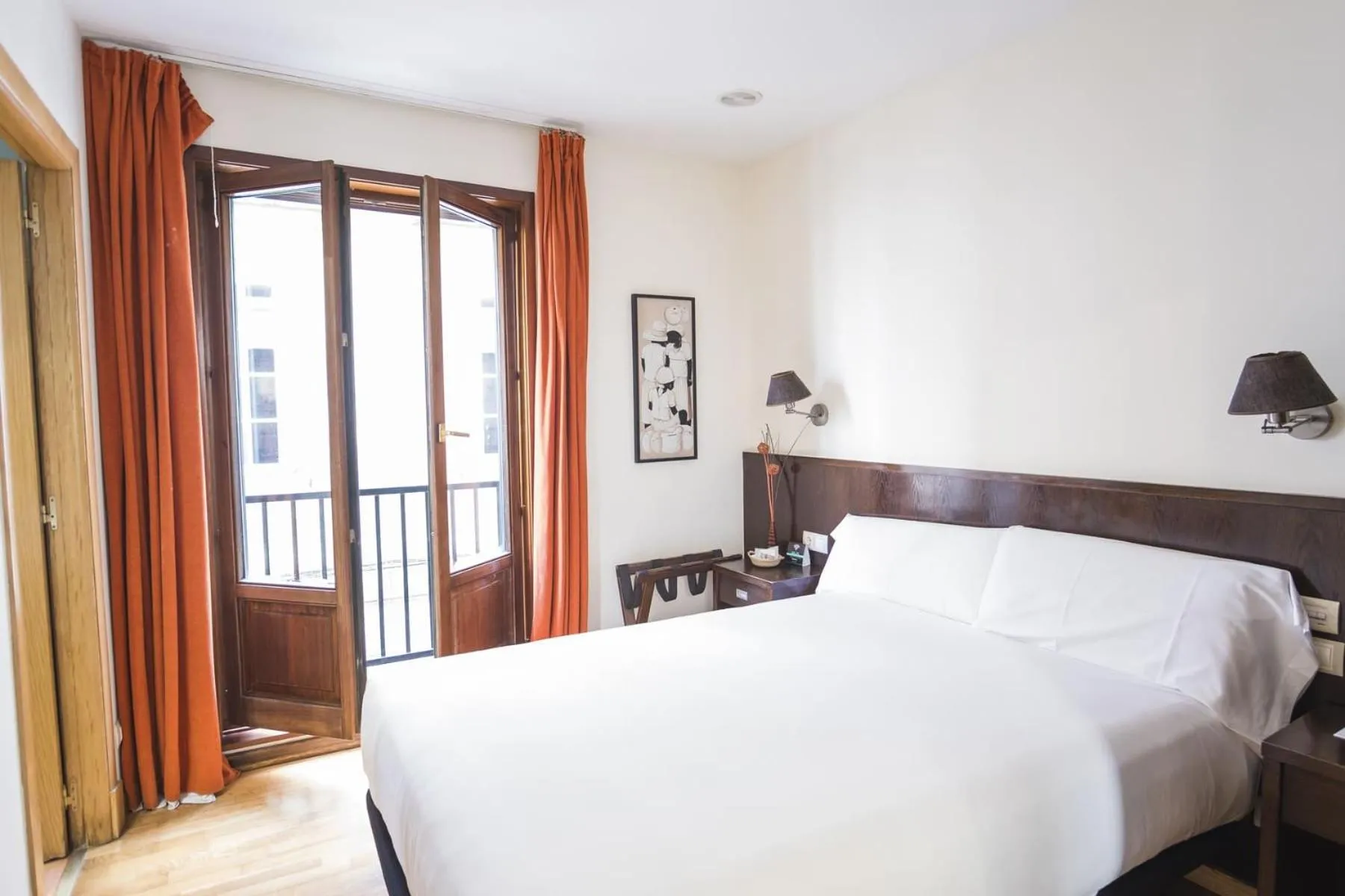 Bed in Hotel Alda Algalia