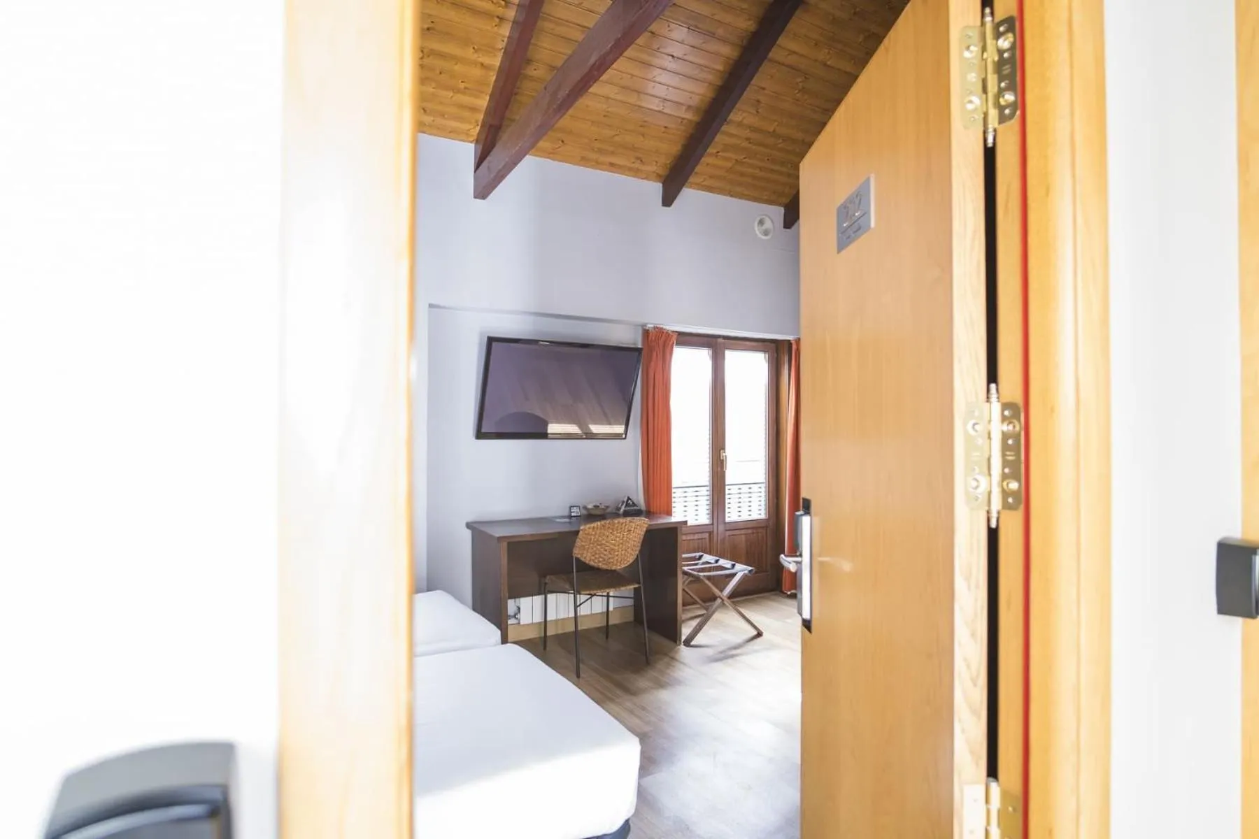 Bedroom, Bed in Hotel Alda Algalia