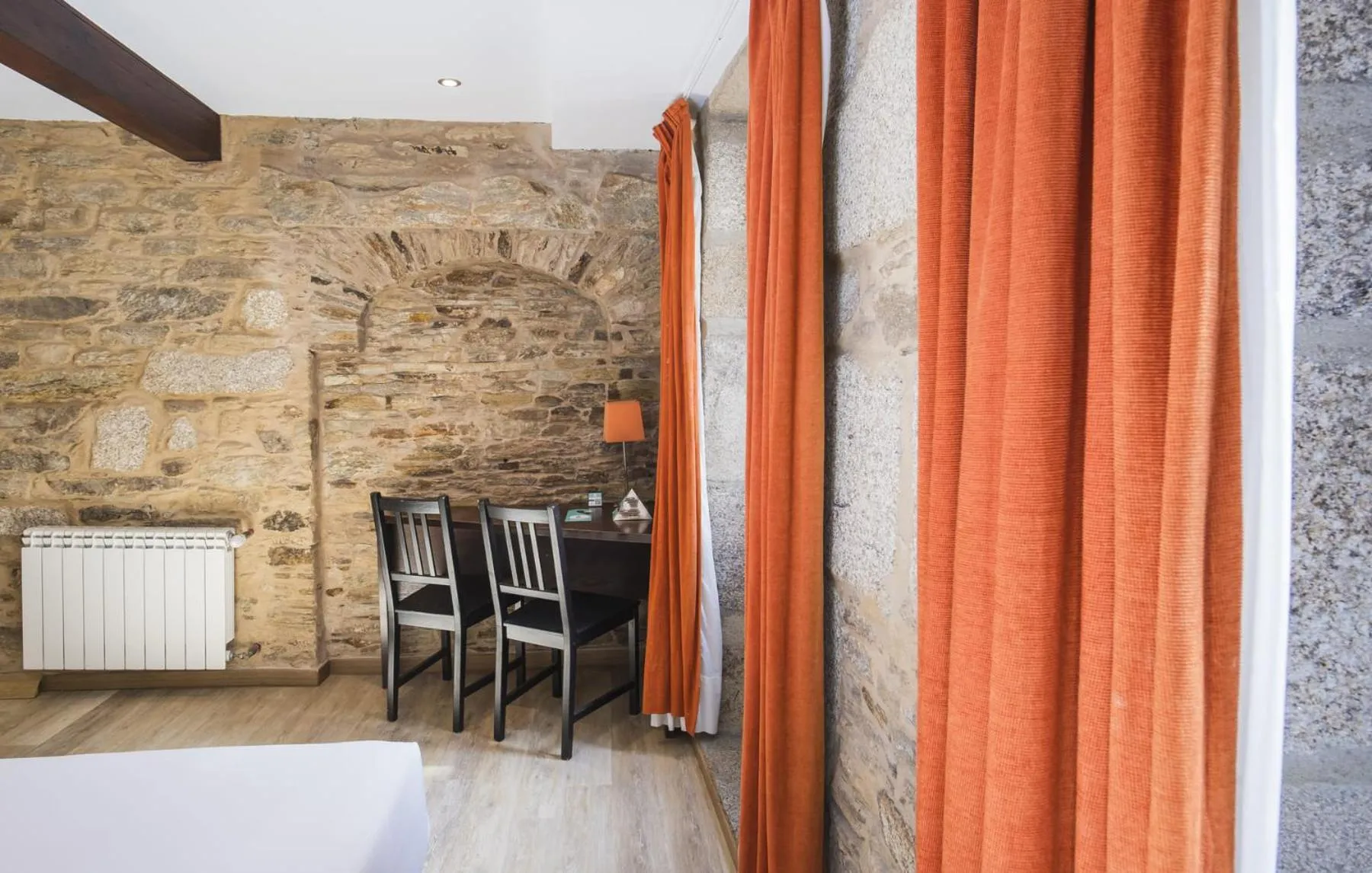 Seating area in Hotel Alda Algalia