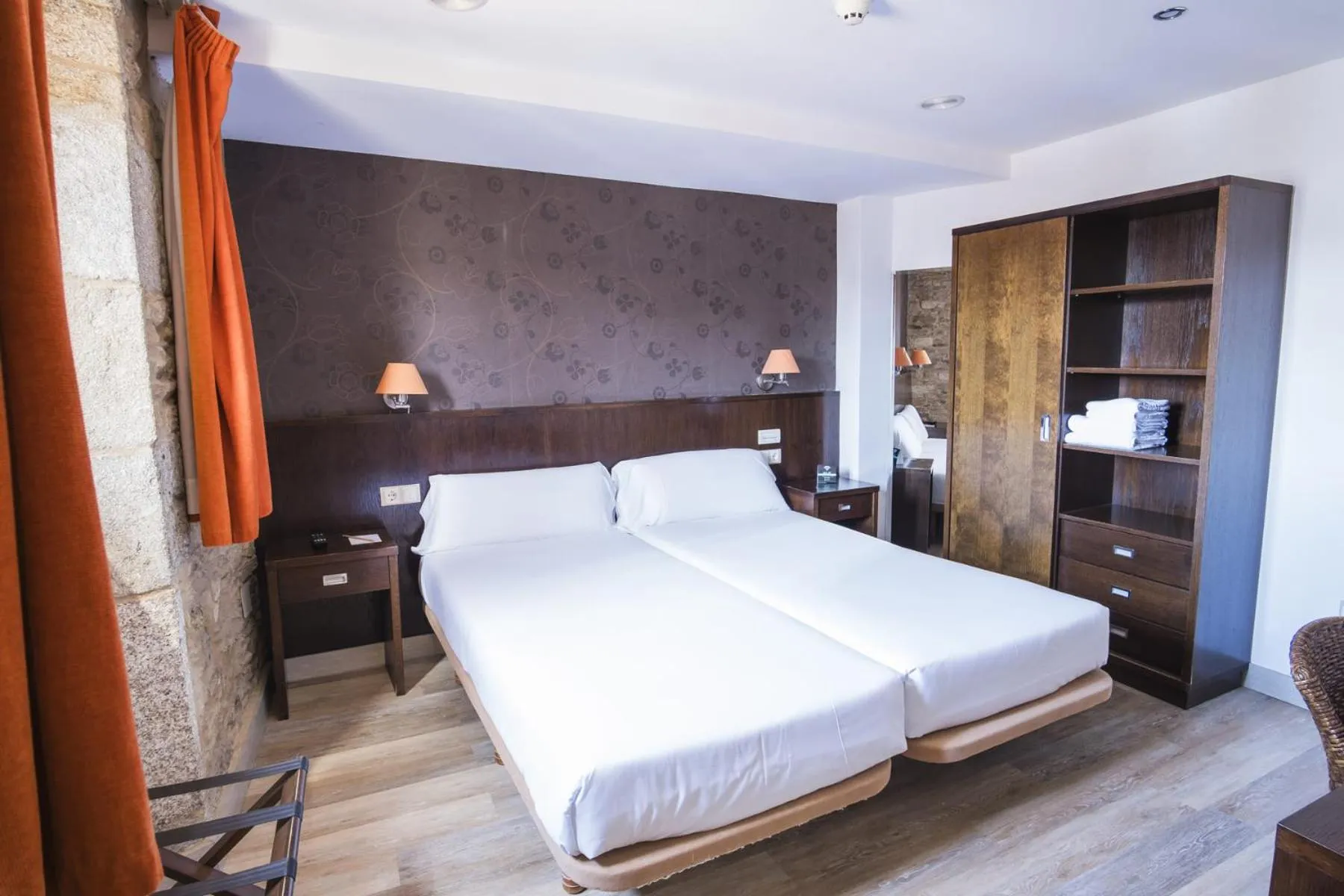 Bed in Hotel Alda Algalia