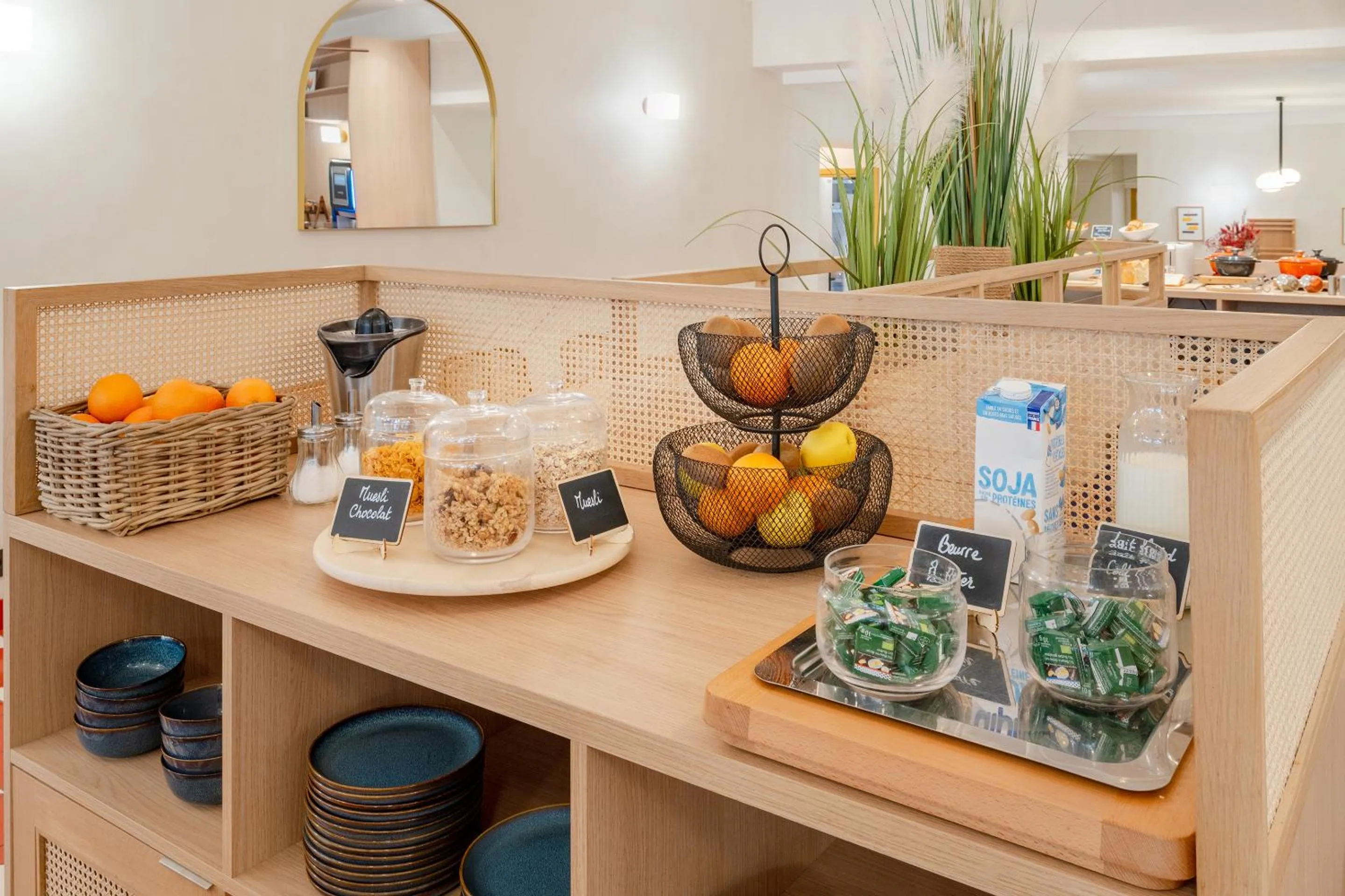 Breakfast in Best Western Plus Au Grand Saint Jean