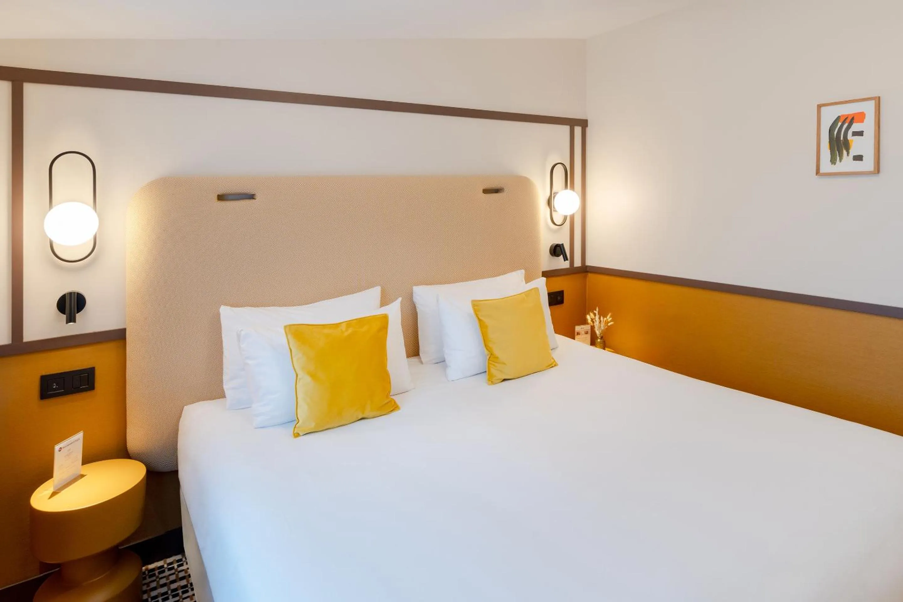 Bedroom, Bed in Best Western Plus Au Grand Saint Jean