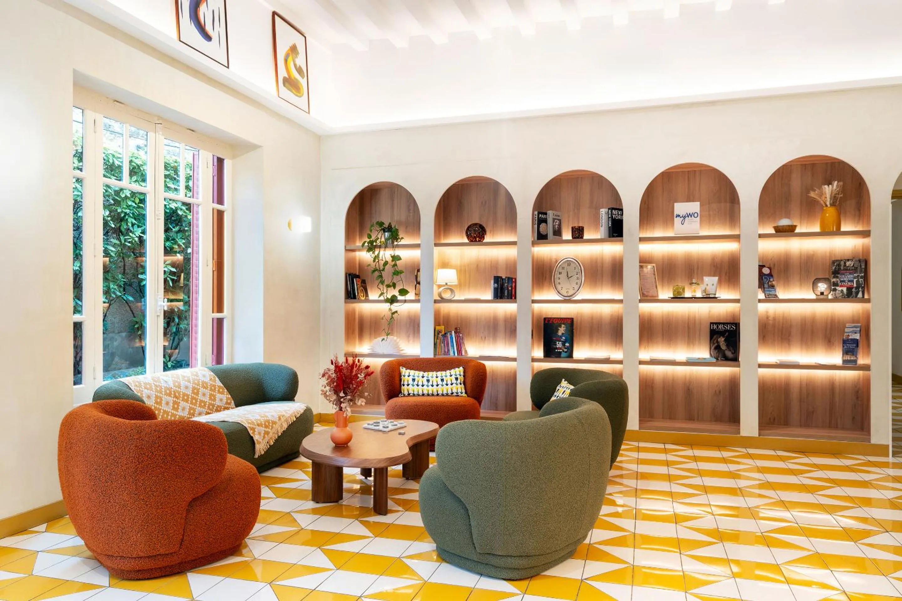 Lobby or reception in Best Western Plus Au Grand Saint Jean