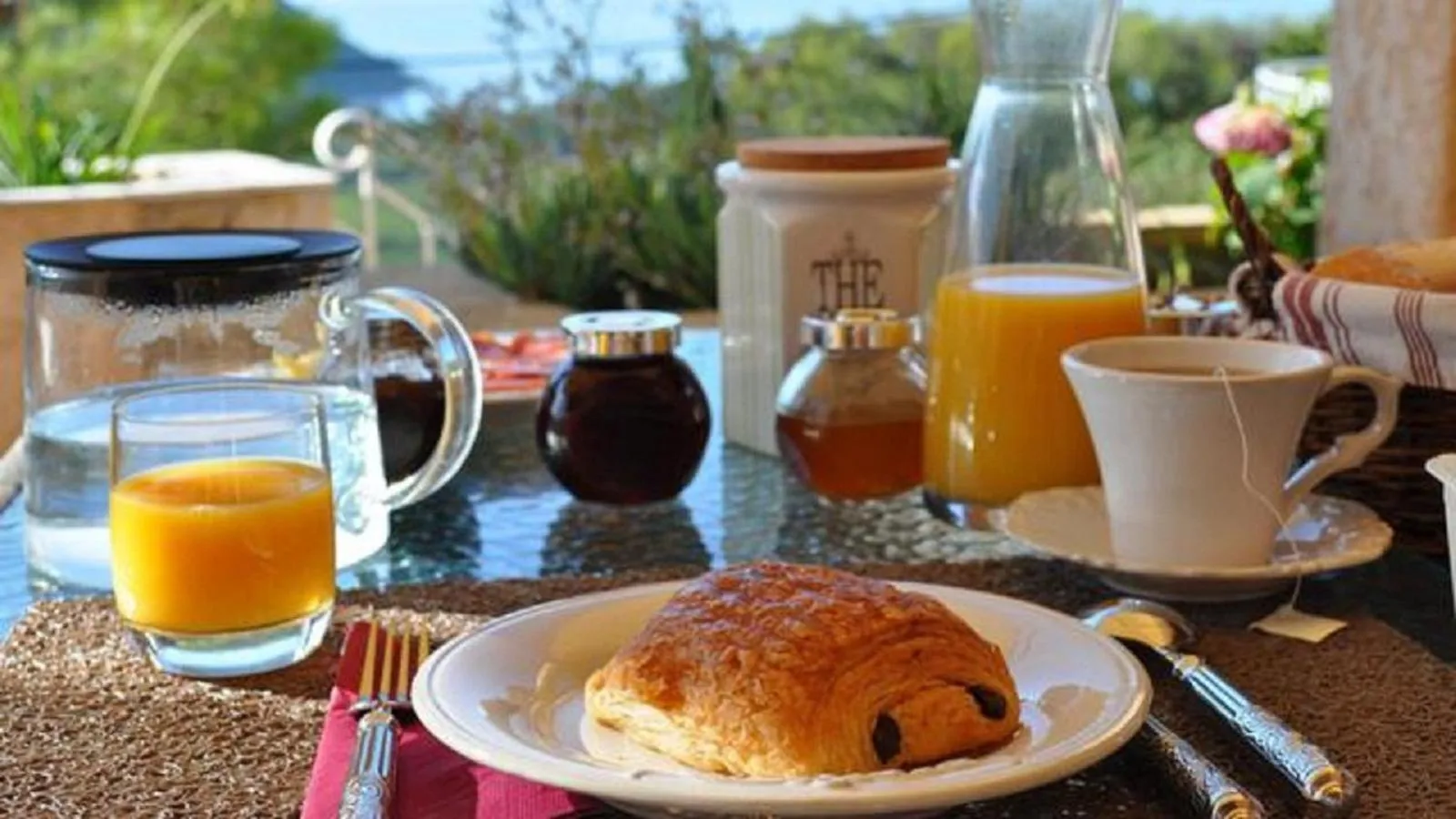 Breakfast in Hotel Océan Beach Sakatia
