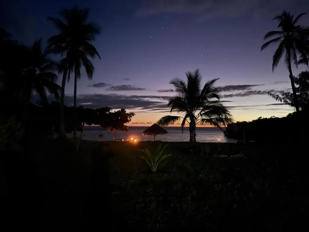Garden view in Hotel Océan Beach Sakatia