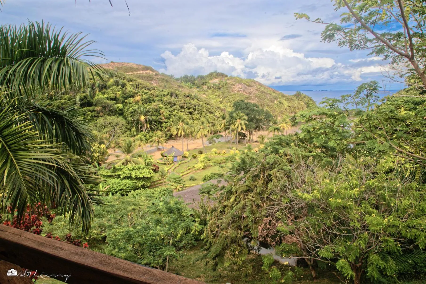Garden view in Hotel Océan Beach Sakatia