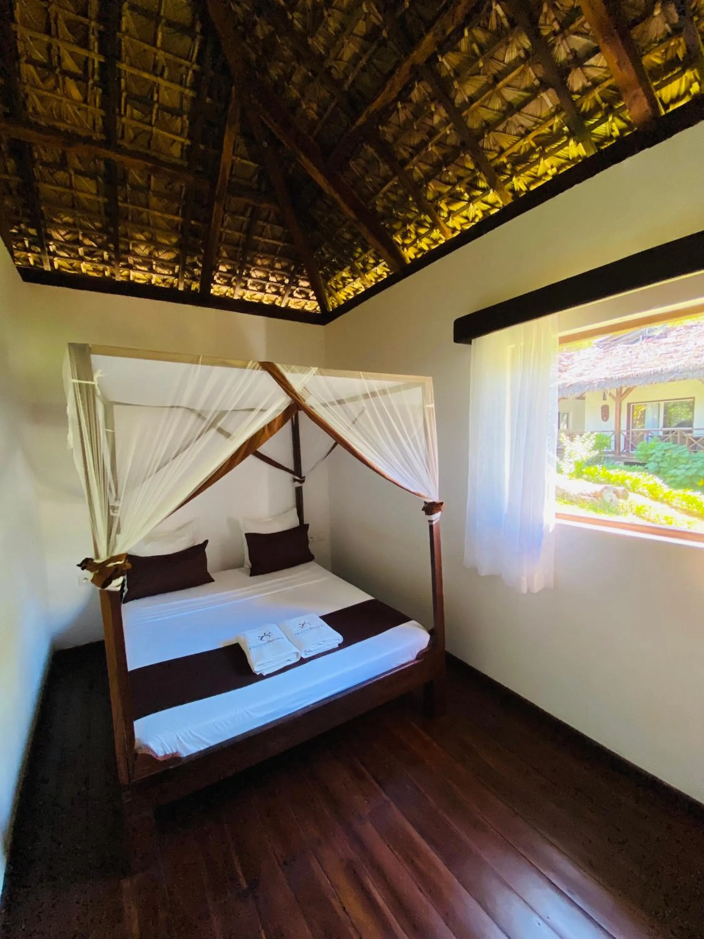 Bed in Hotel Océan Beach Sakatia