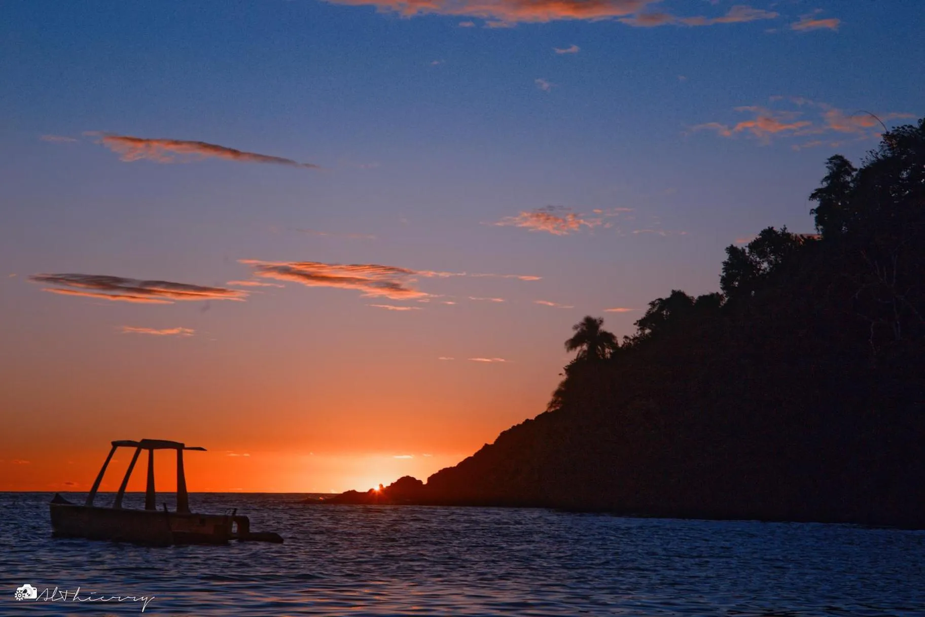 Beach in Hotel Océan Beach Sakatia