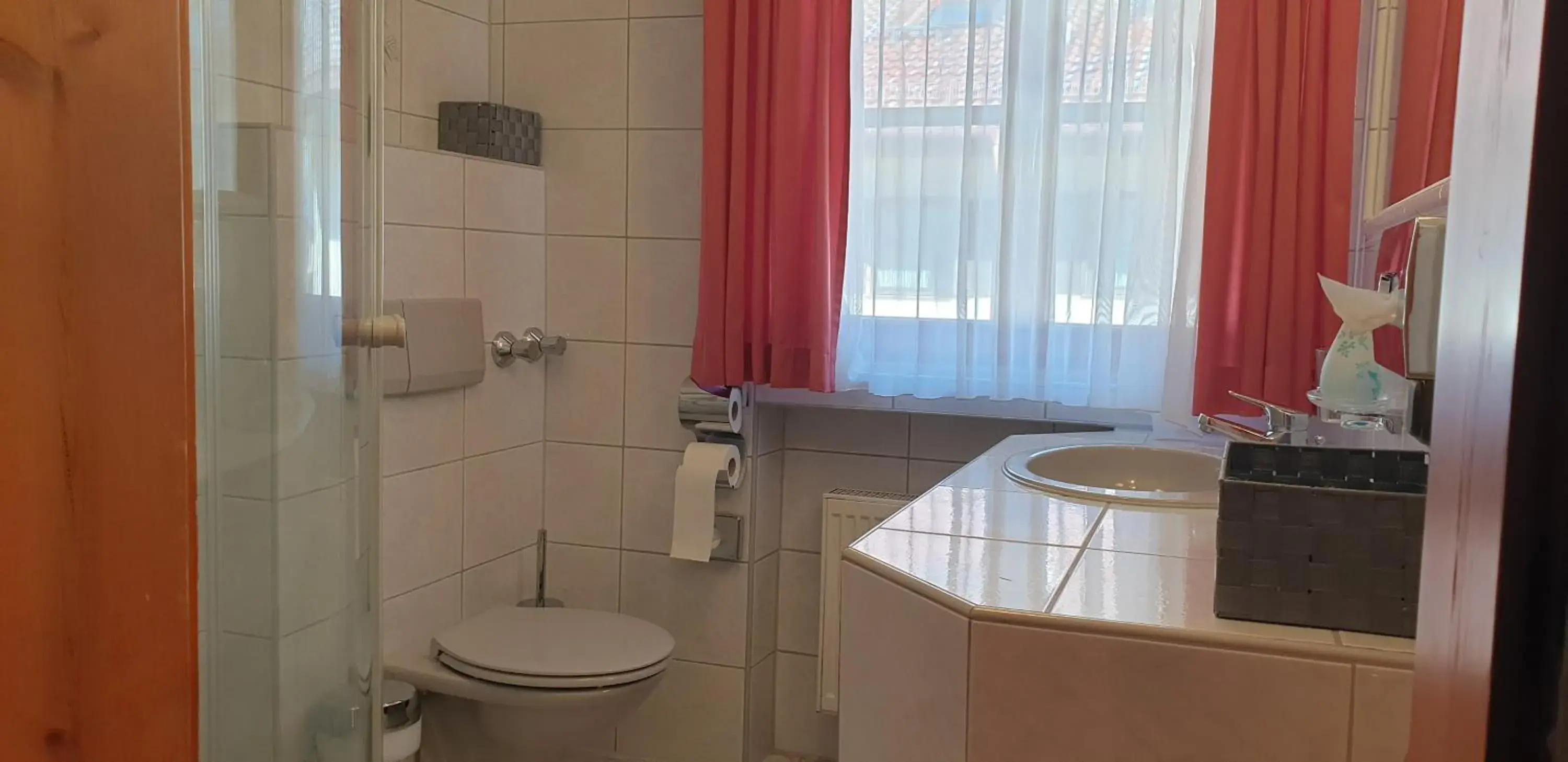 Double Room in Alpenotel Rosenhof Ruhpolding, Wellness, Chiemgau Karte, Travelingo Bonus Programm Double Room in Alpenotel Rosenhof Ruhpolding, Wellness, Chiemgau Karte, Travelingo Bonus Programm