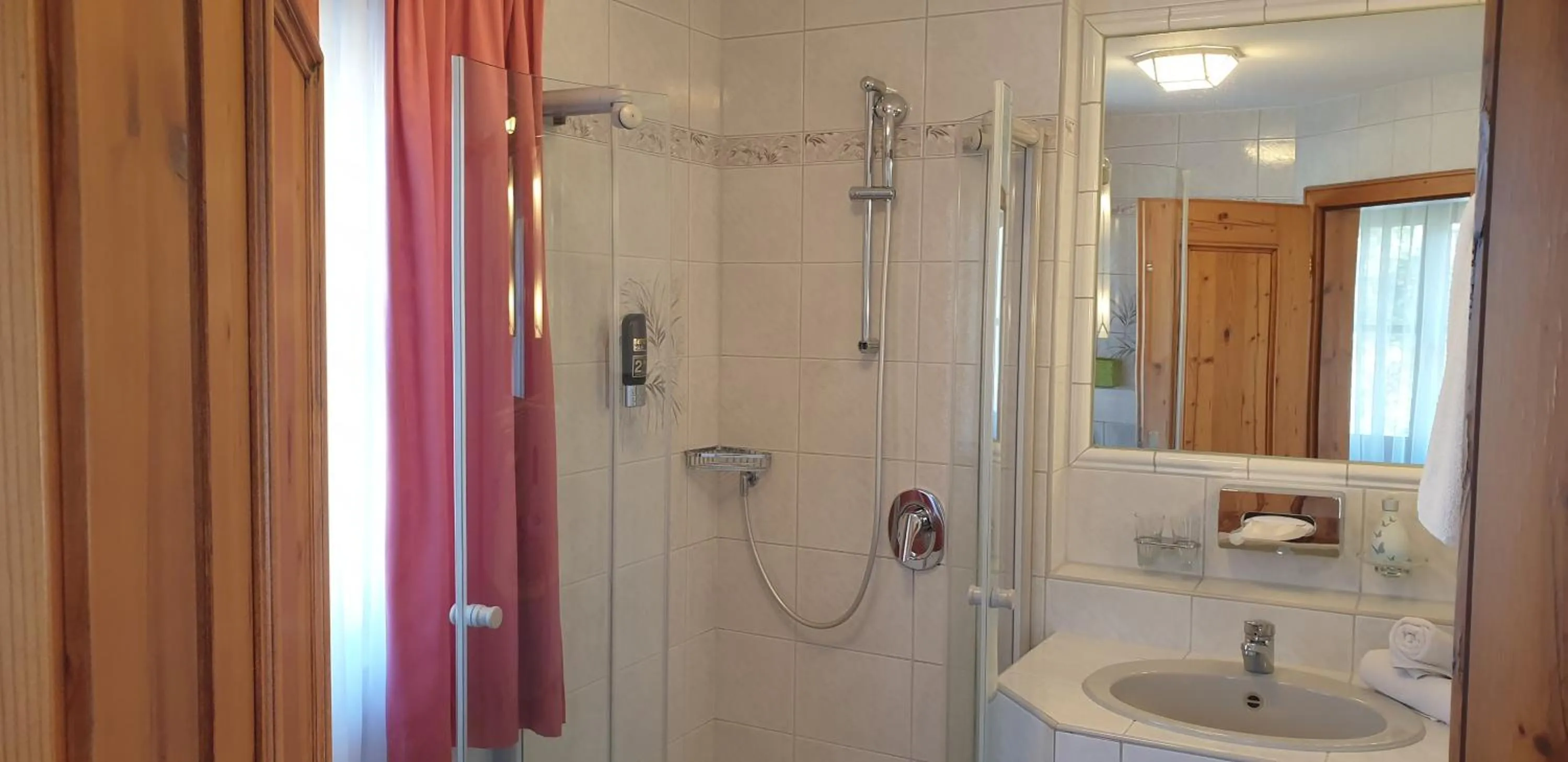 Bathroom in Alpenotel Rosenhof Ruhpolding, Wellness, Chiemgau Karte, Travelingo Bonus Programm