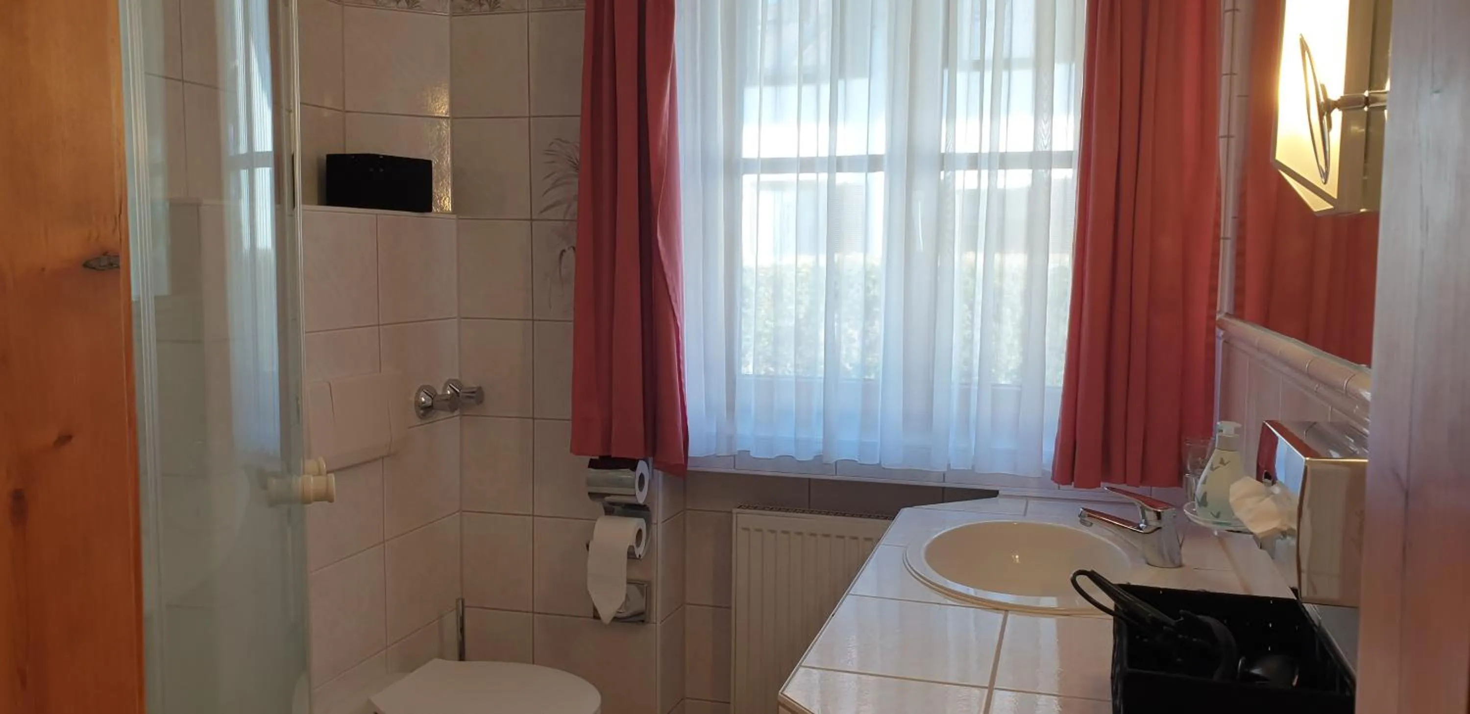 Bathroom in Alpenotel Rosenhof Ruhpolding, Wellness, Chiemgau Karte, Travelingo Bonus Programm