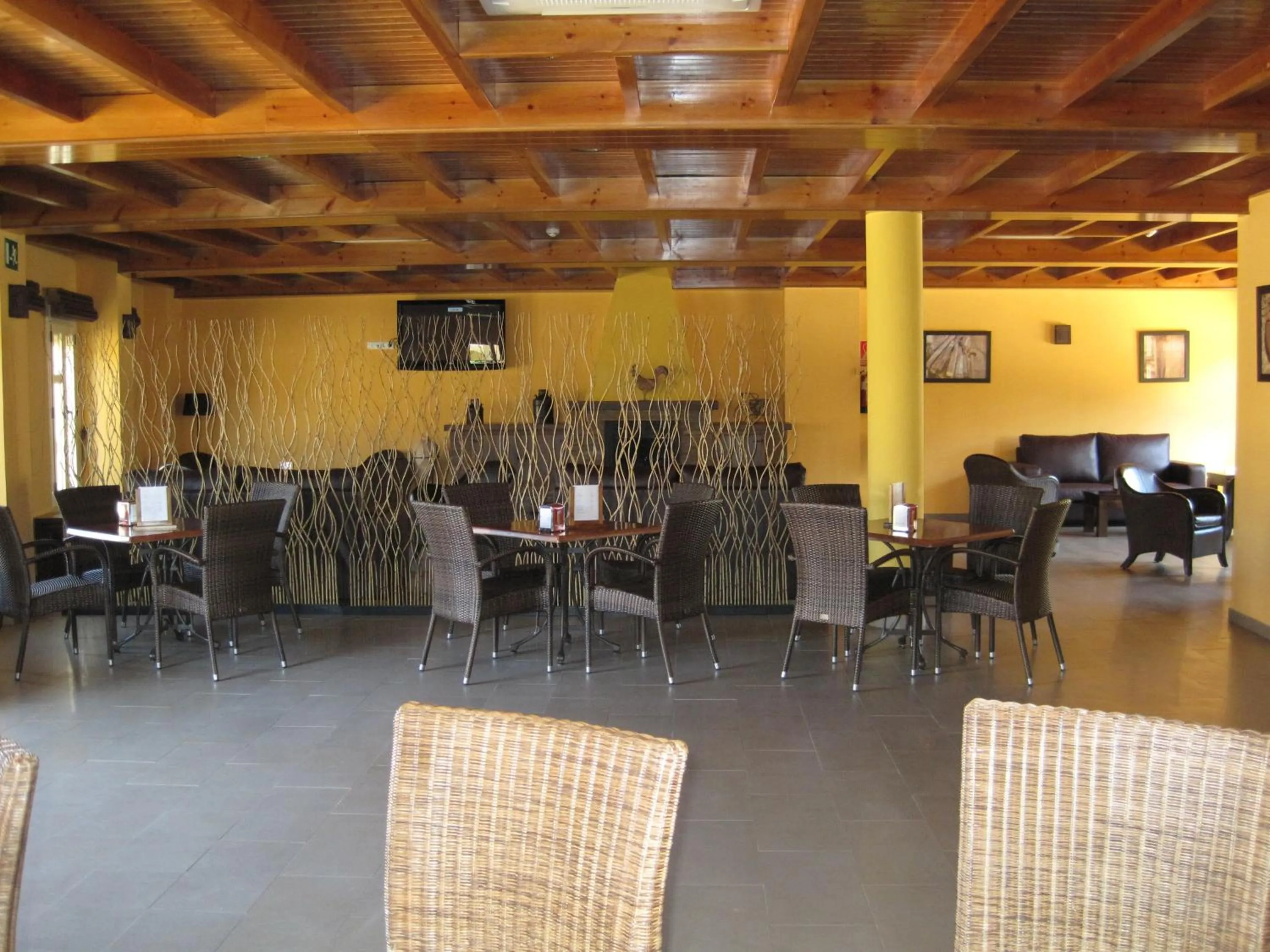Lounge or bar in Hotel Sierra Luz