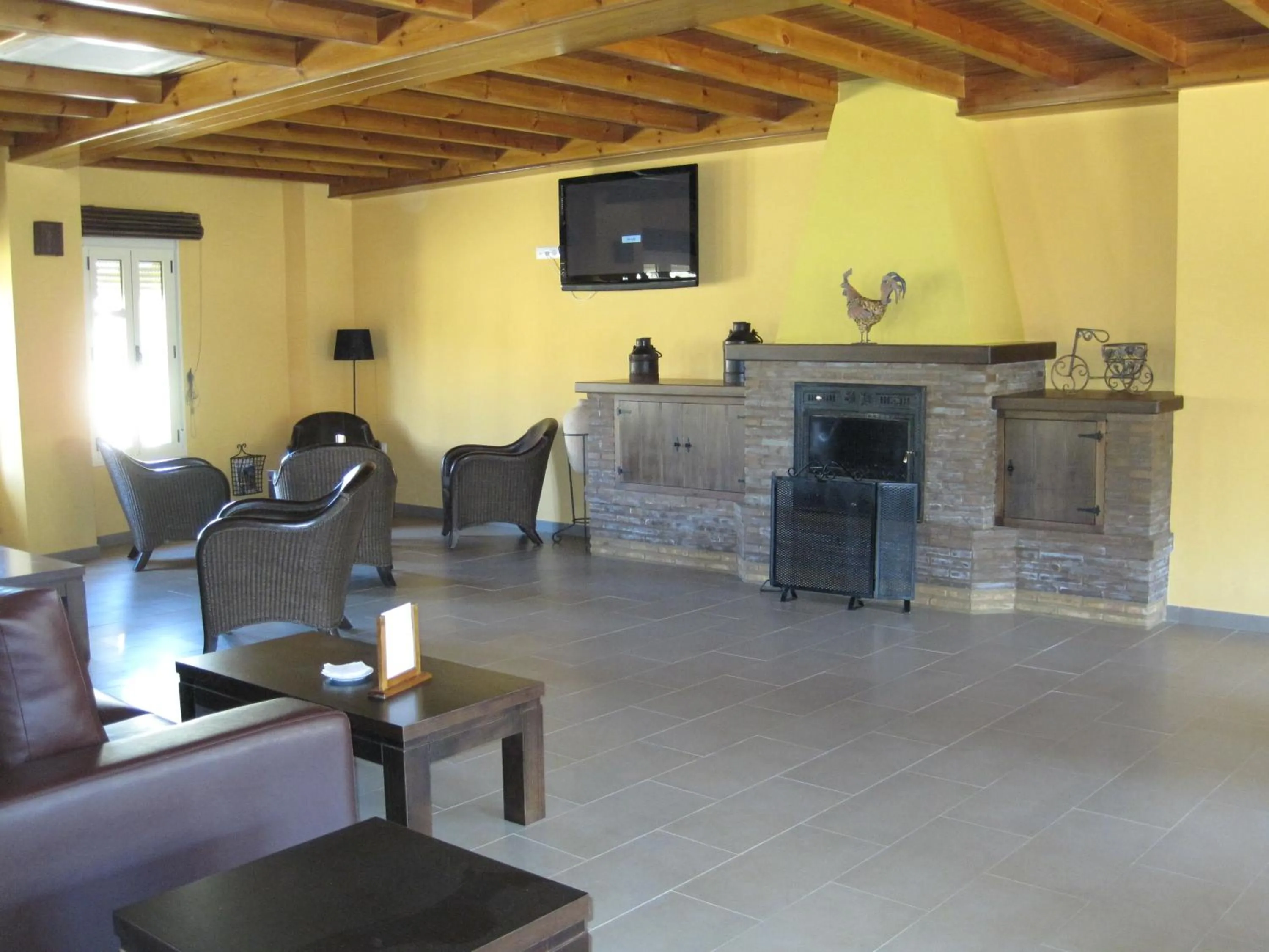 Communal lounge/ TV room in Hotel Sierra Luz