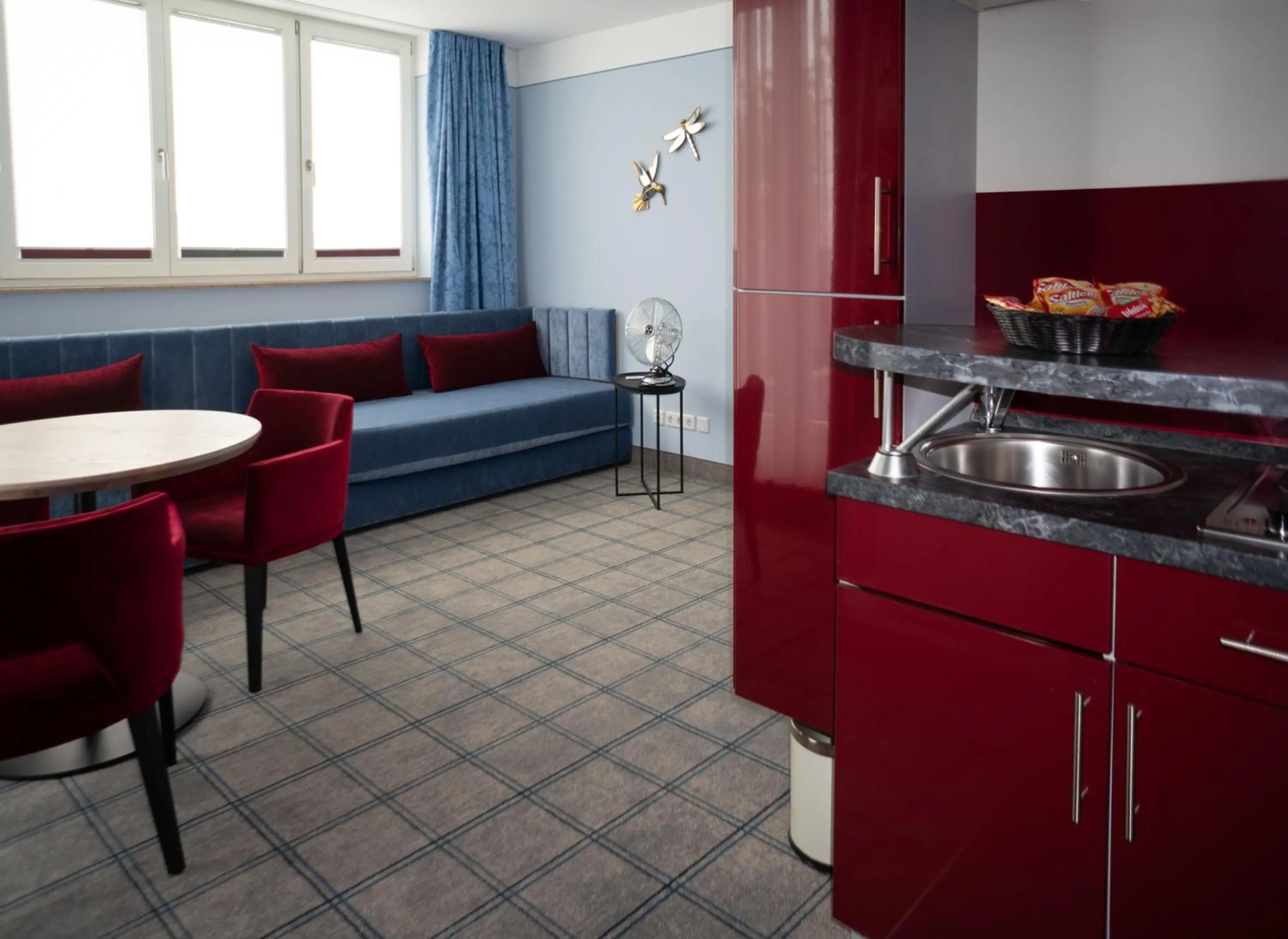 Kitchen or kitchenette in Hotel König Ludwig II