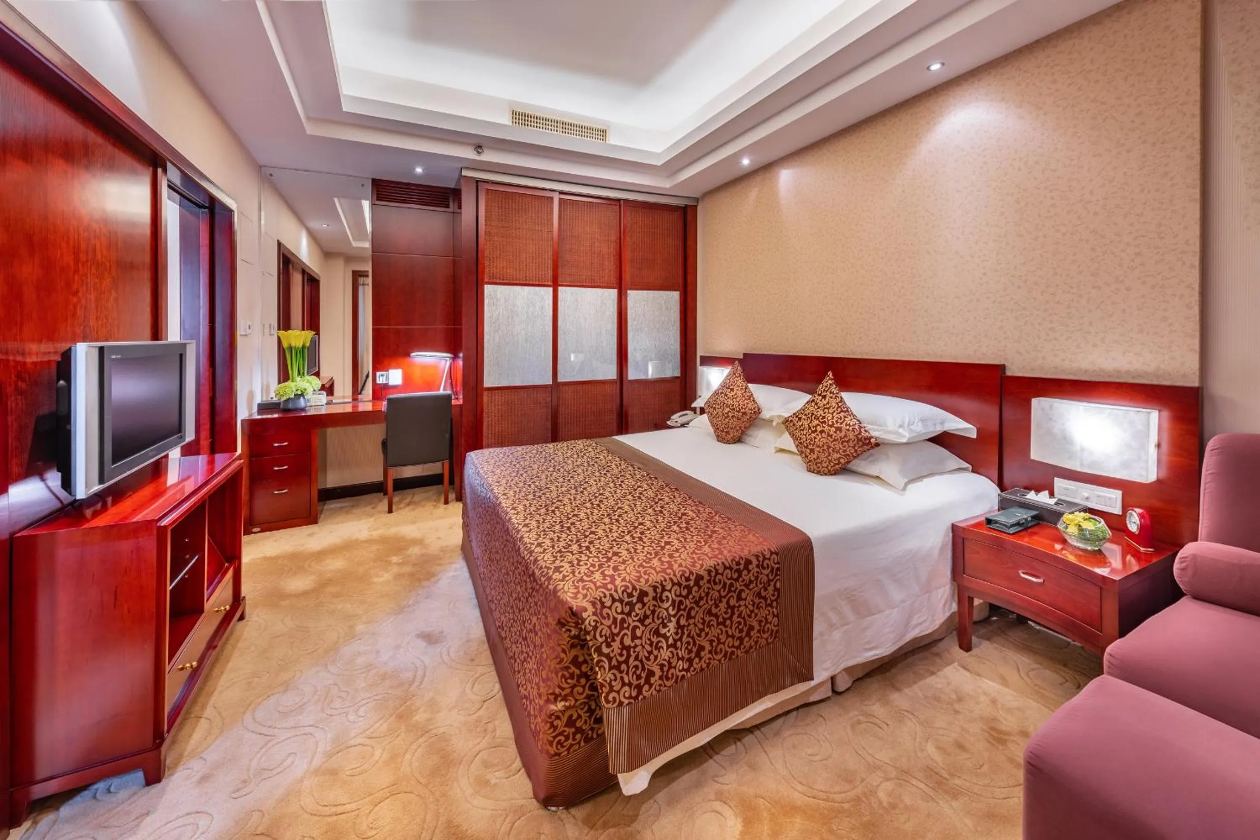 Bedroom, Bed in Yanling Hotel