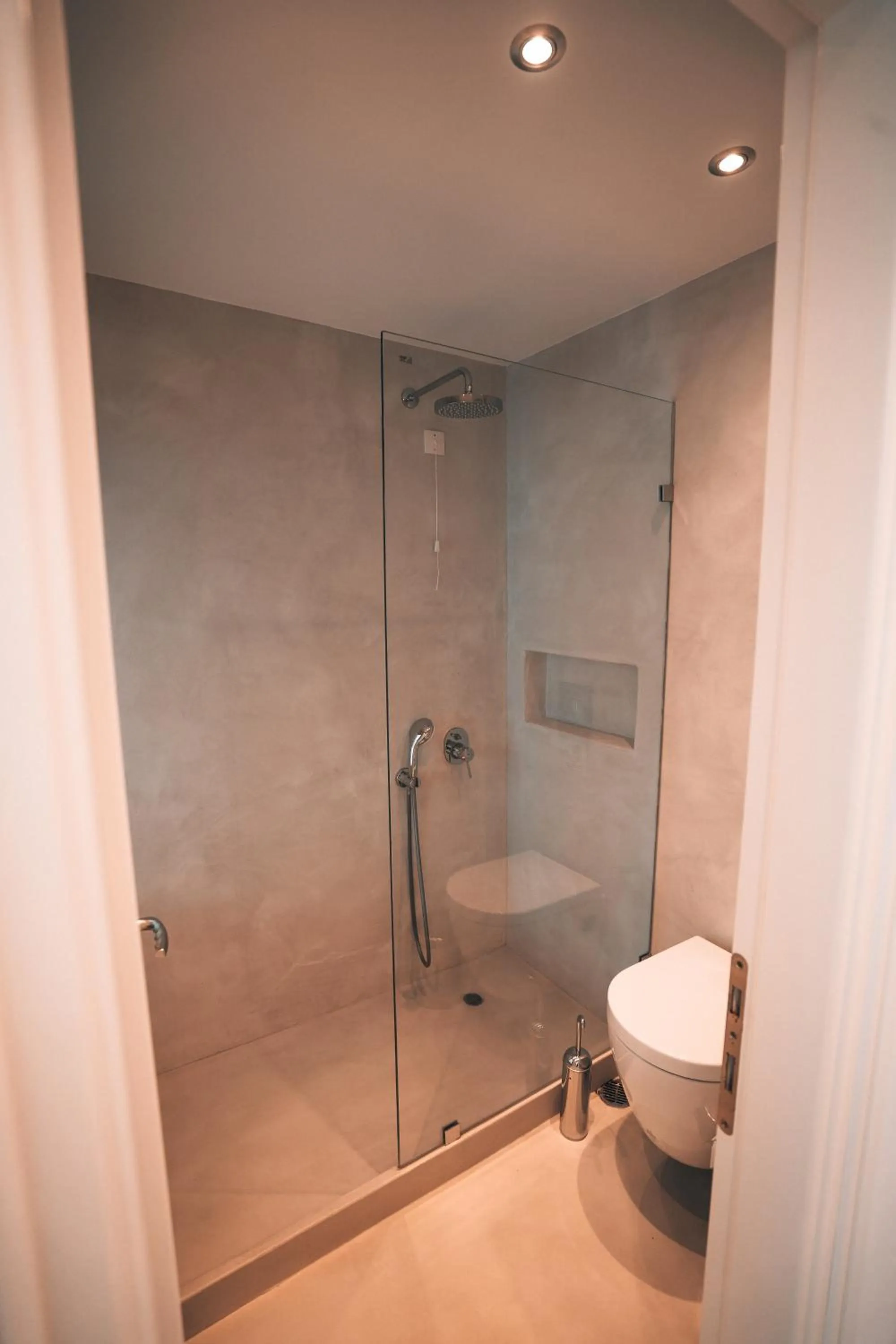 Alexandros Apartments