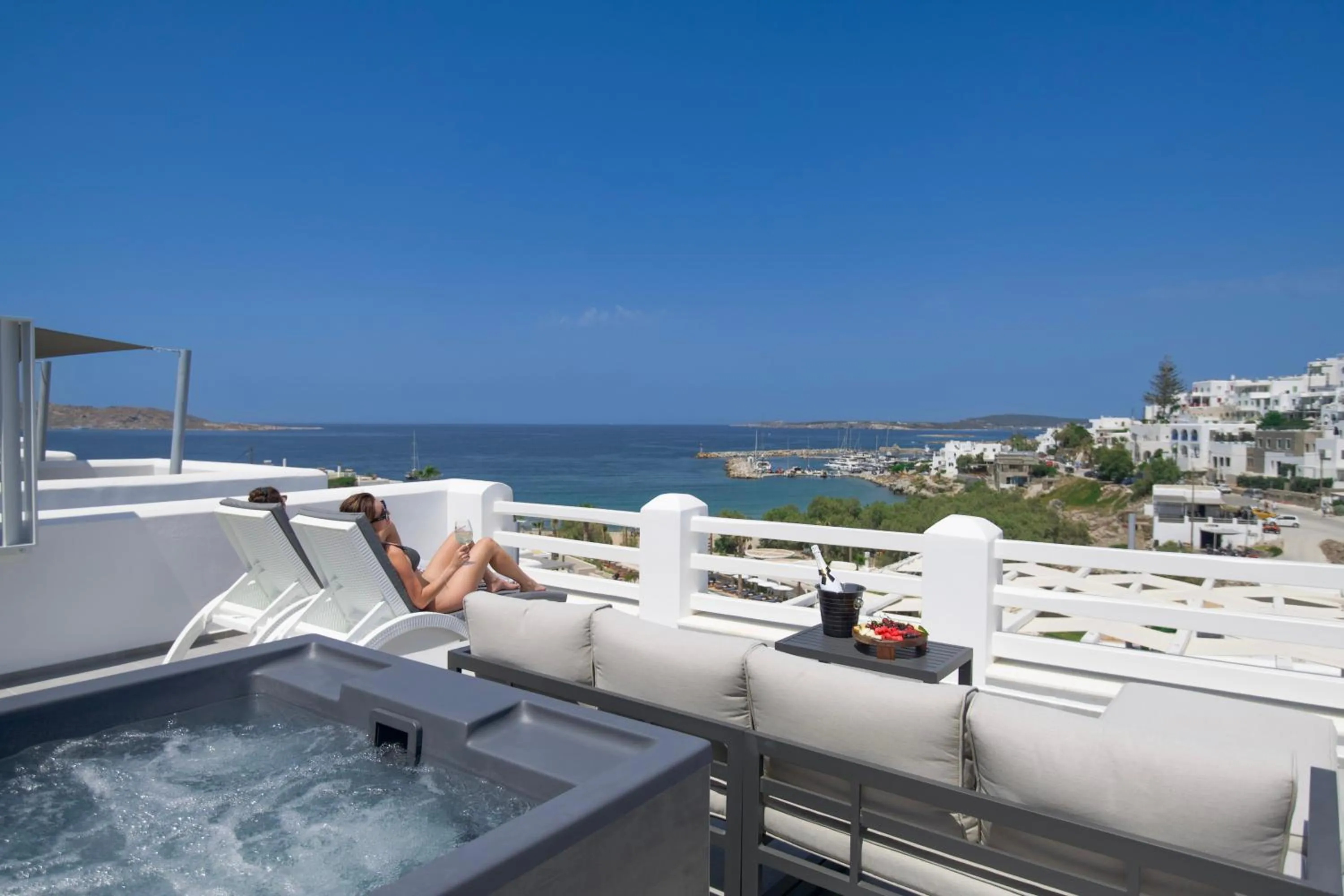 Alexandros Apartments