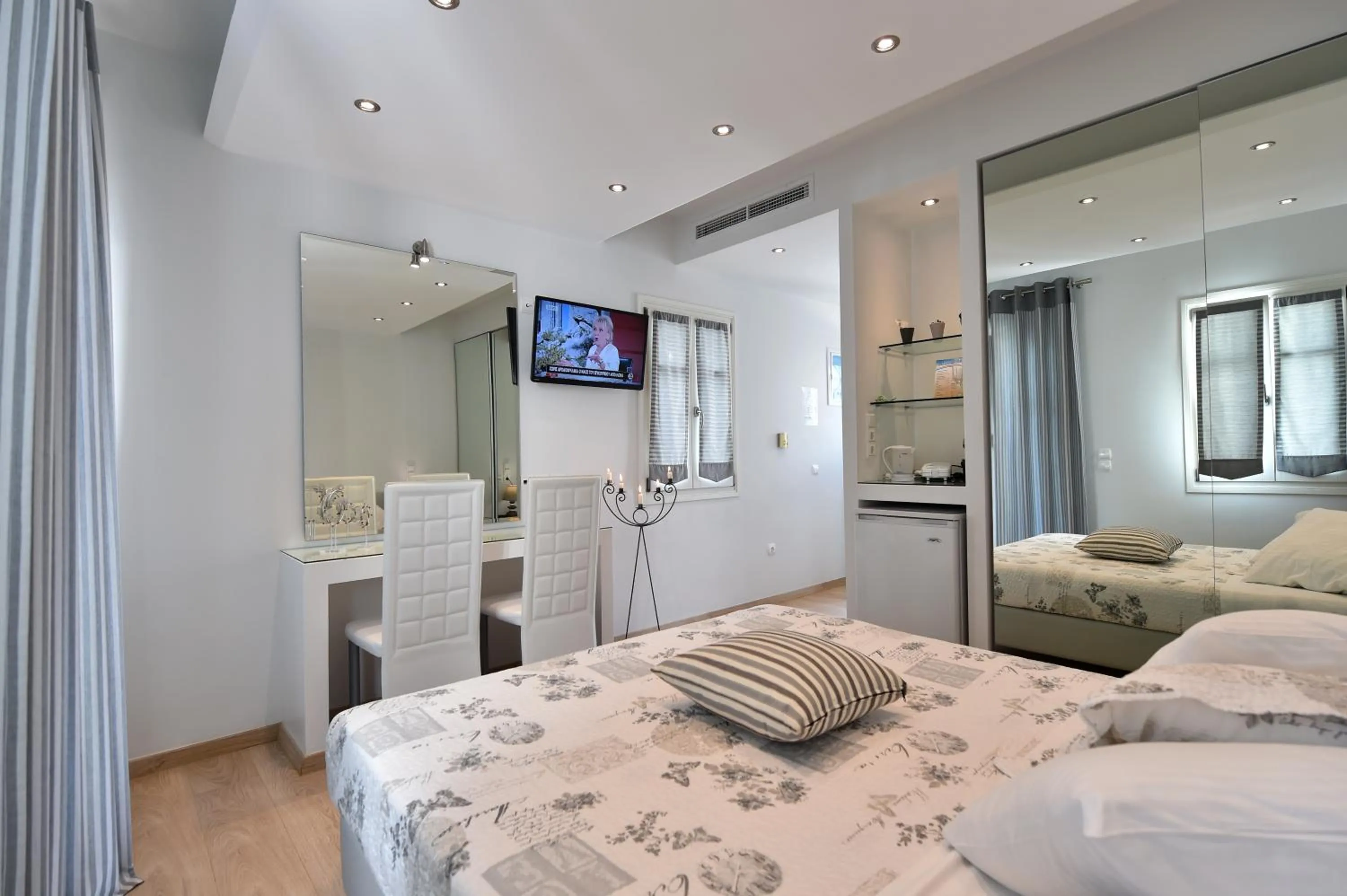 Photo of the whole room, Bed in Alexandros Apartments