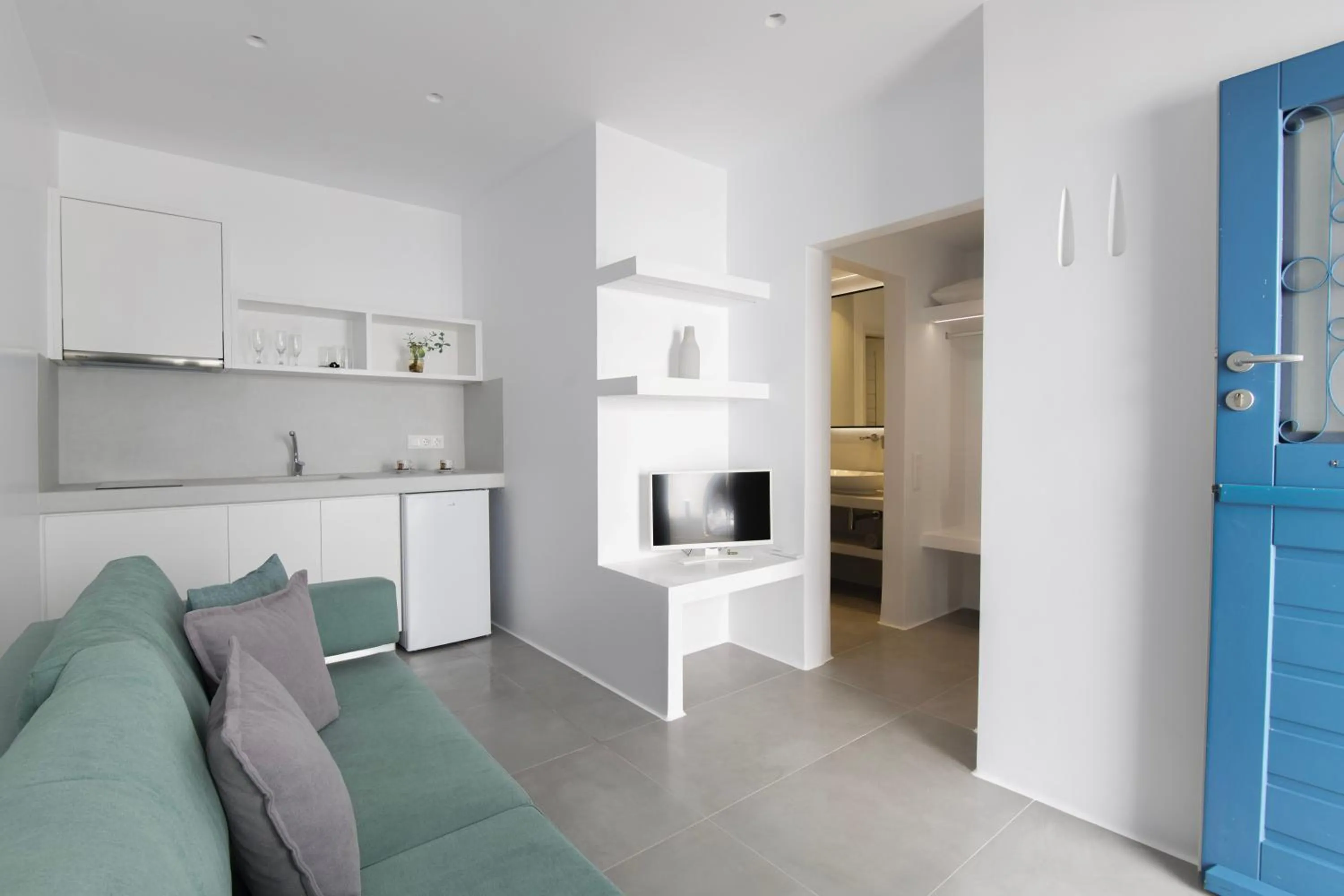 Alexandros Apartments