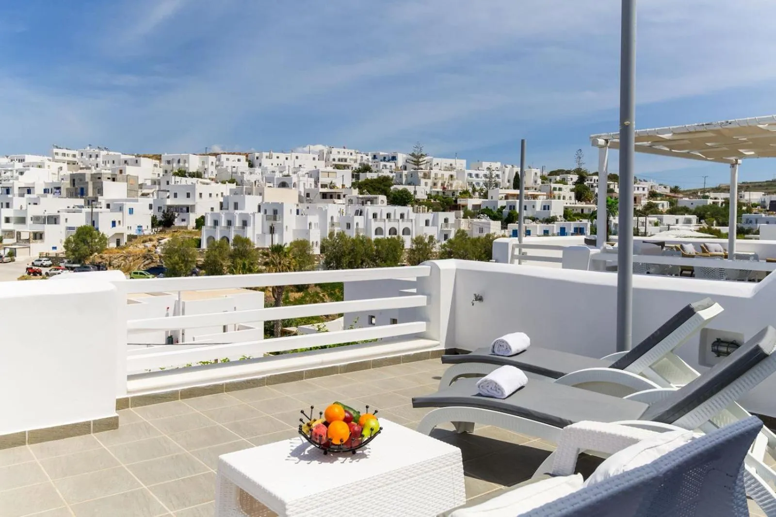 Alexandros Apartments