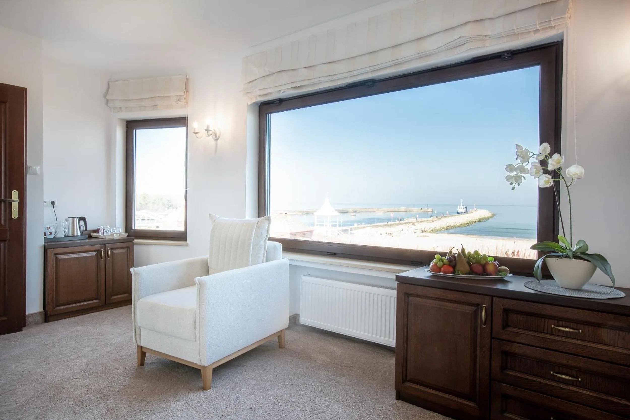 Summer in COLUMBUS Apartamenty Ustka - Limanowskiego 1