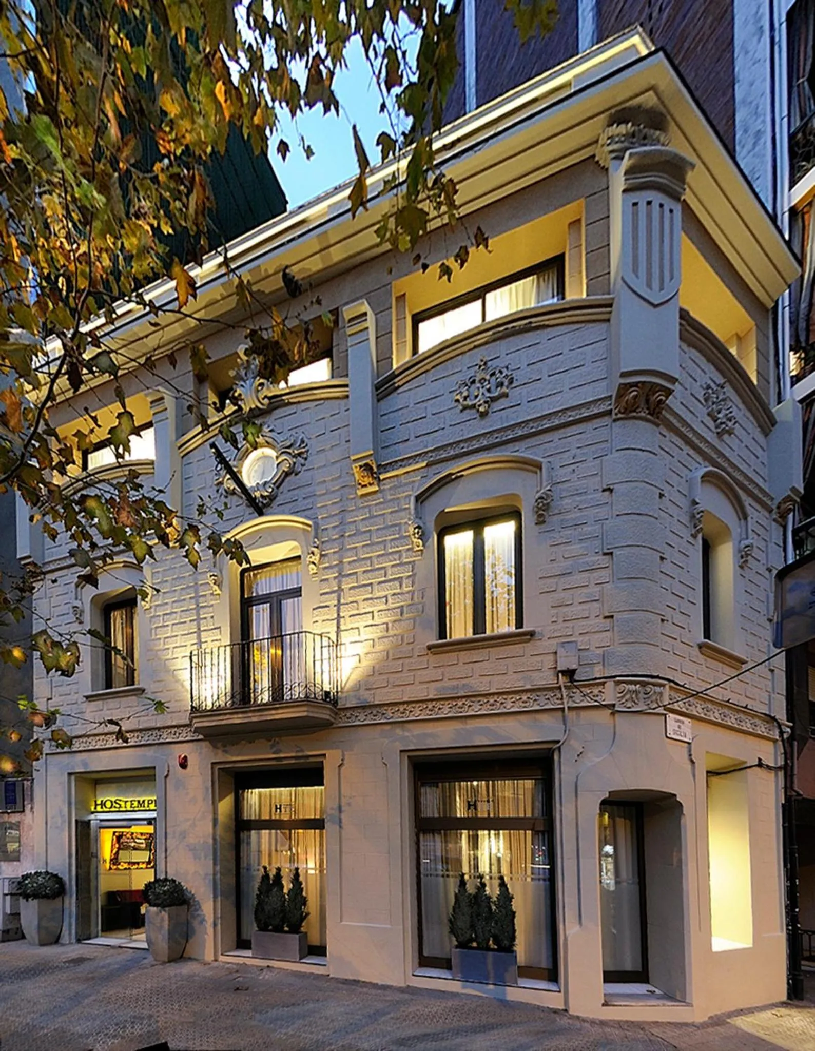 Property building in Hostemplo Sagrada Familia