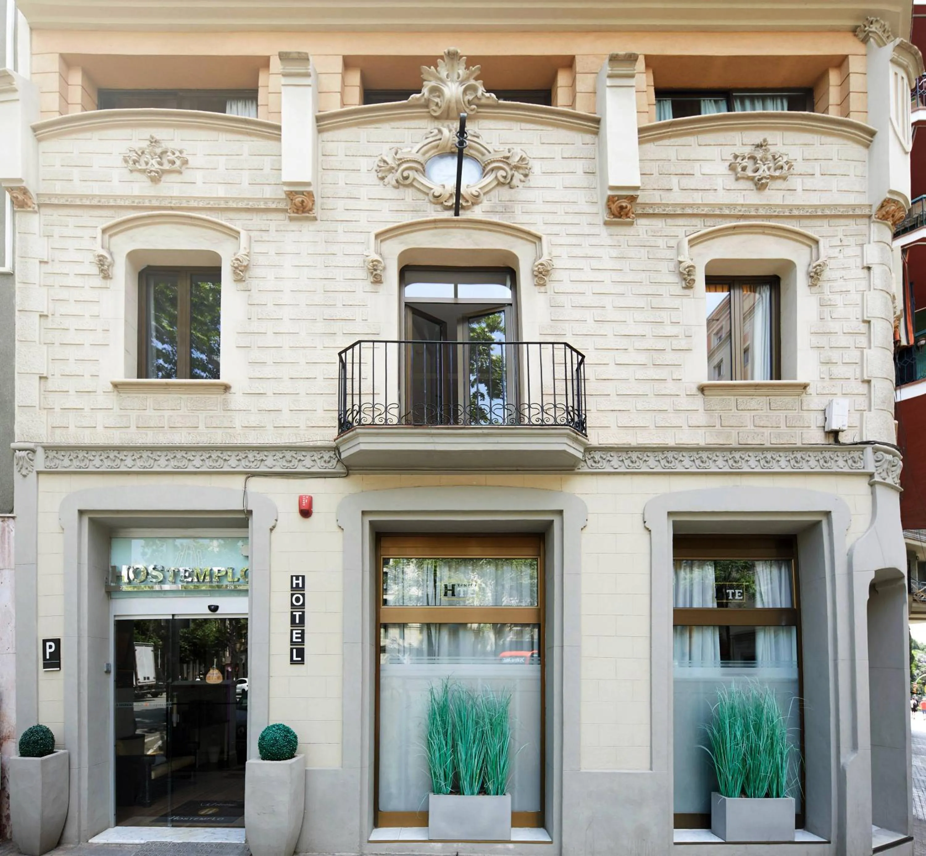 Hostemplo Sagrada Familia