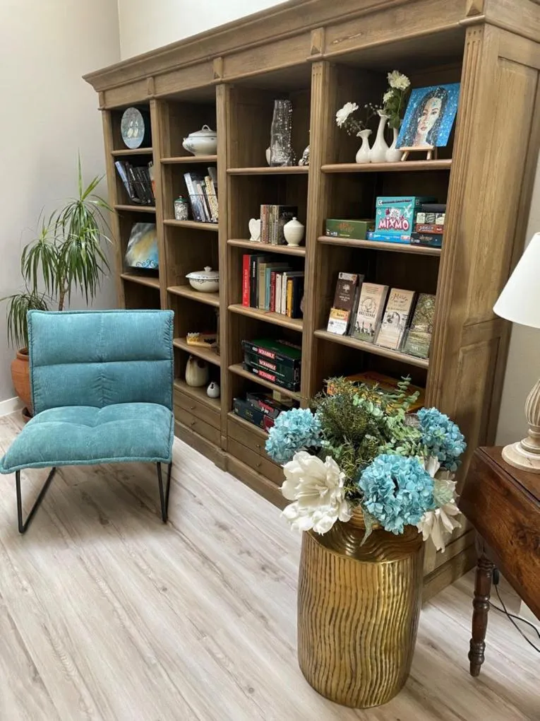 Lobby or reception in Hôtel Le Mas del Pechs - Chambres avec terrasse