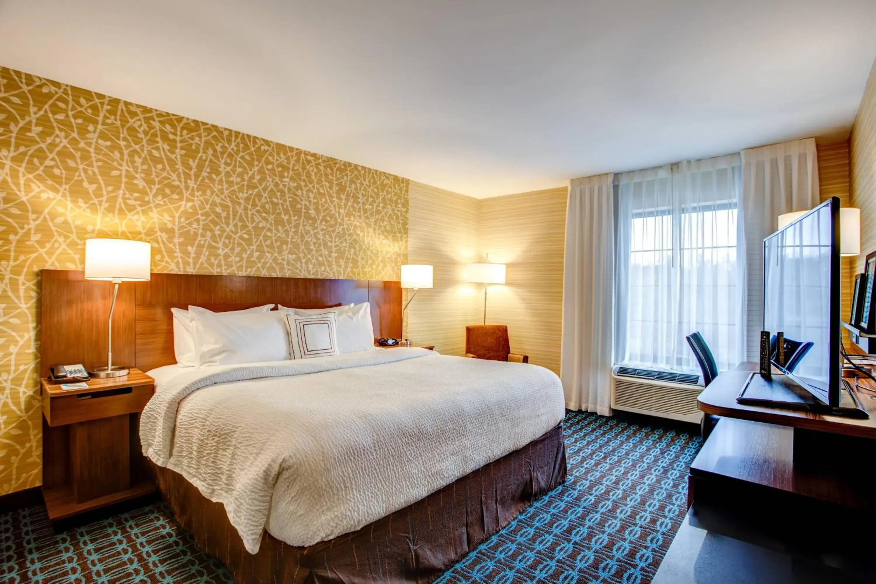 King Room in Fairfield Inn & Suites by Marriott Springfield Holyoke King Room in Fairfield Inn & Suites by Marriott Springfield Holyoke