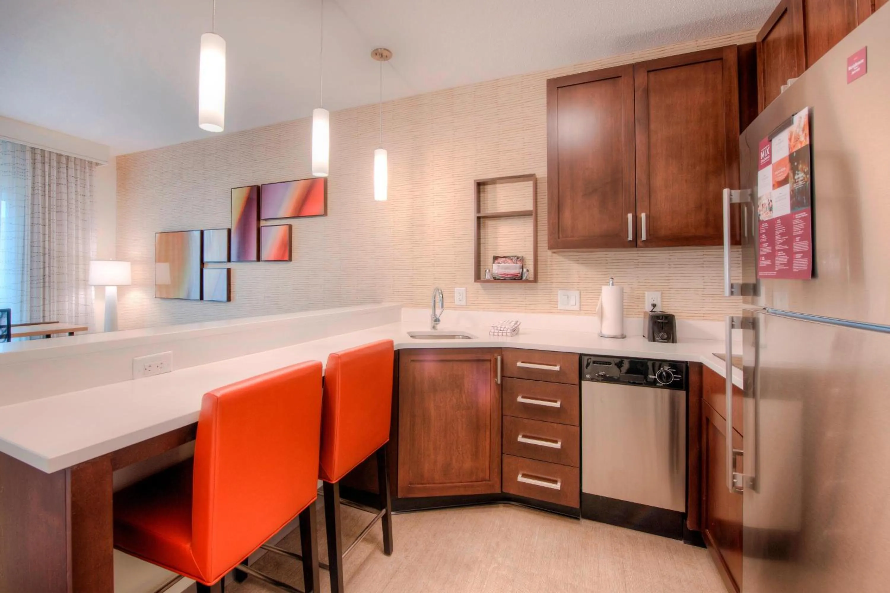 Kitchen or kitchenette in Residence Inn by Marriott Charlotte Airport