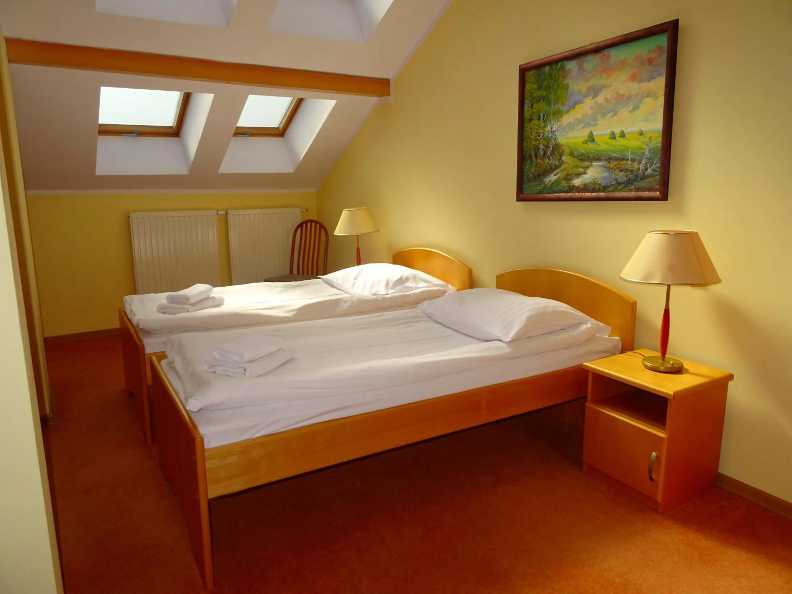 Photo of the whole room, Bed in Hotel Bartis
