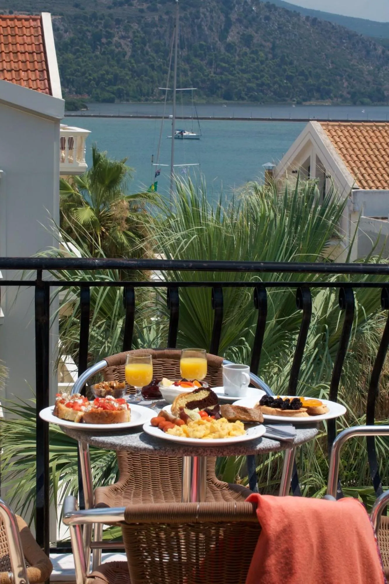 City view in Mirabel CityCenter Hotel