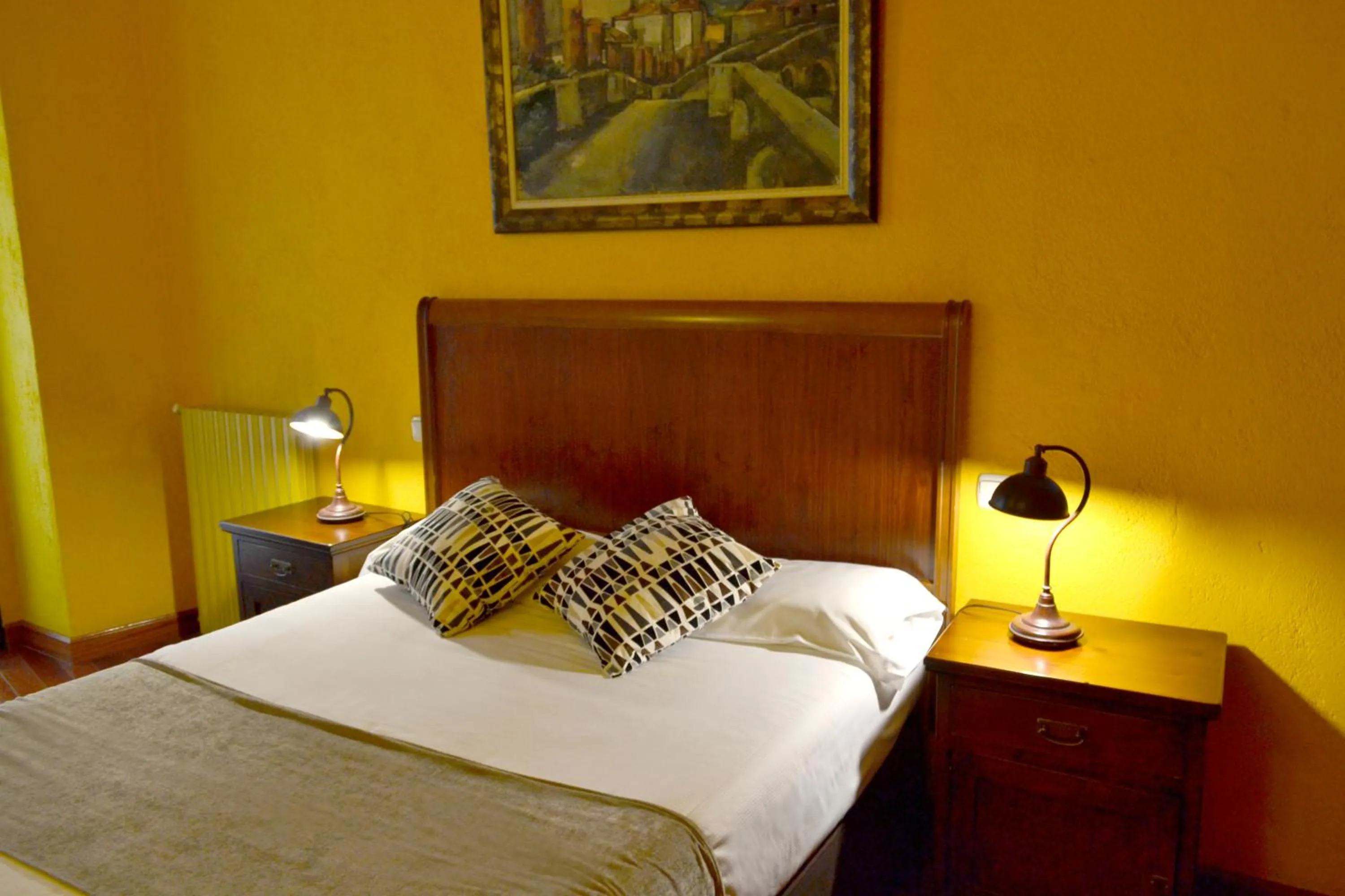 Photo of the whole room, Bed in Hotel Alda Vía León