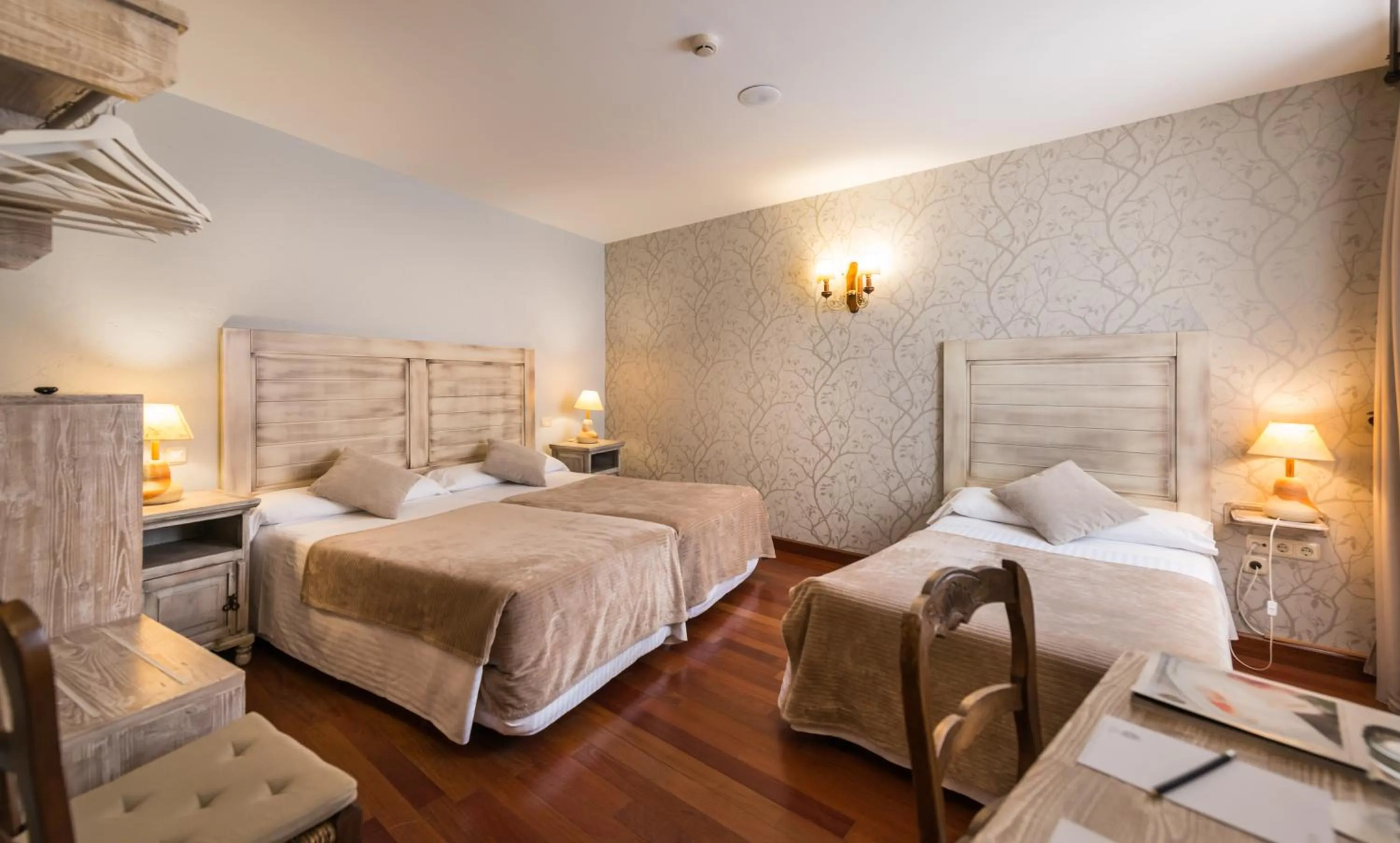 Bed in Hotel Alda Vía León