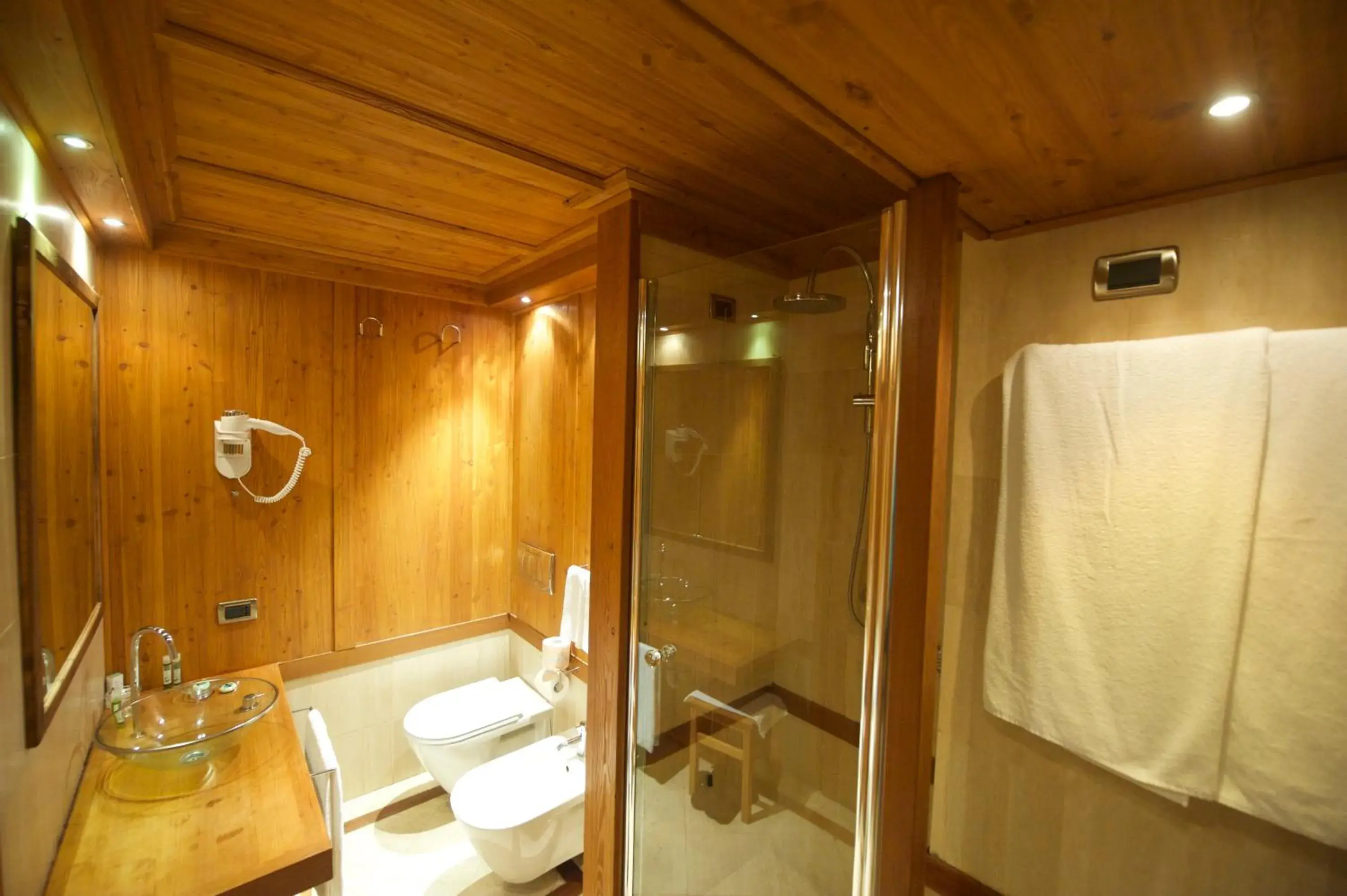 Superior Double Room with Spa Access in Les Neiges D'Antan Superior Double Room with Spa Access in Les Neiges D'Antan