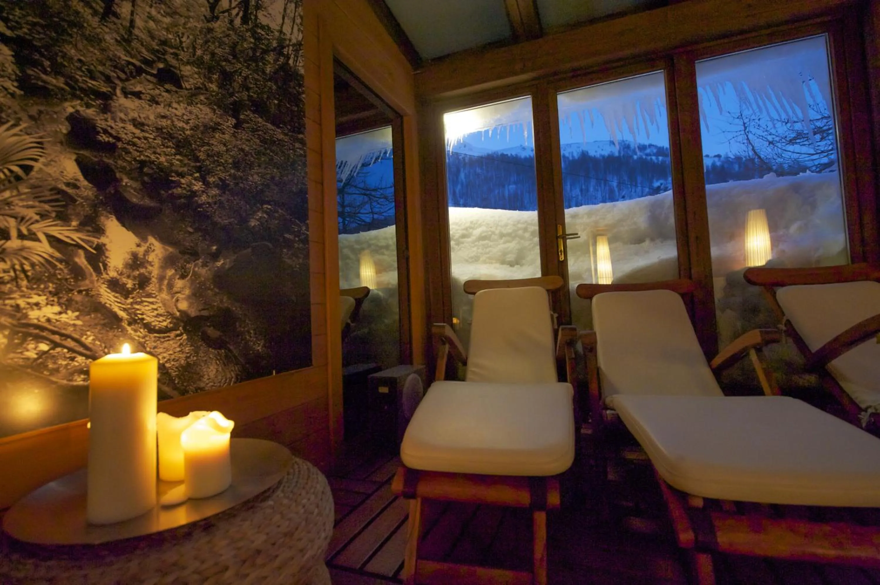 Spa and wellness centre/facilities in Les Neiges D'Antan