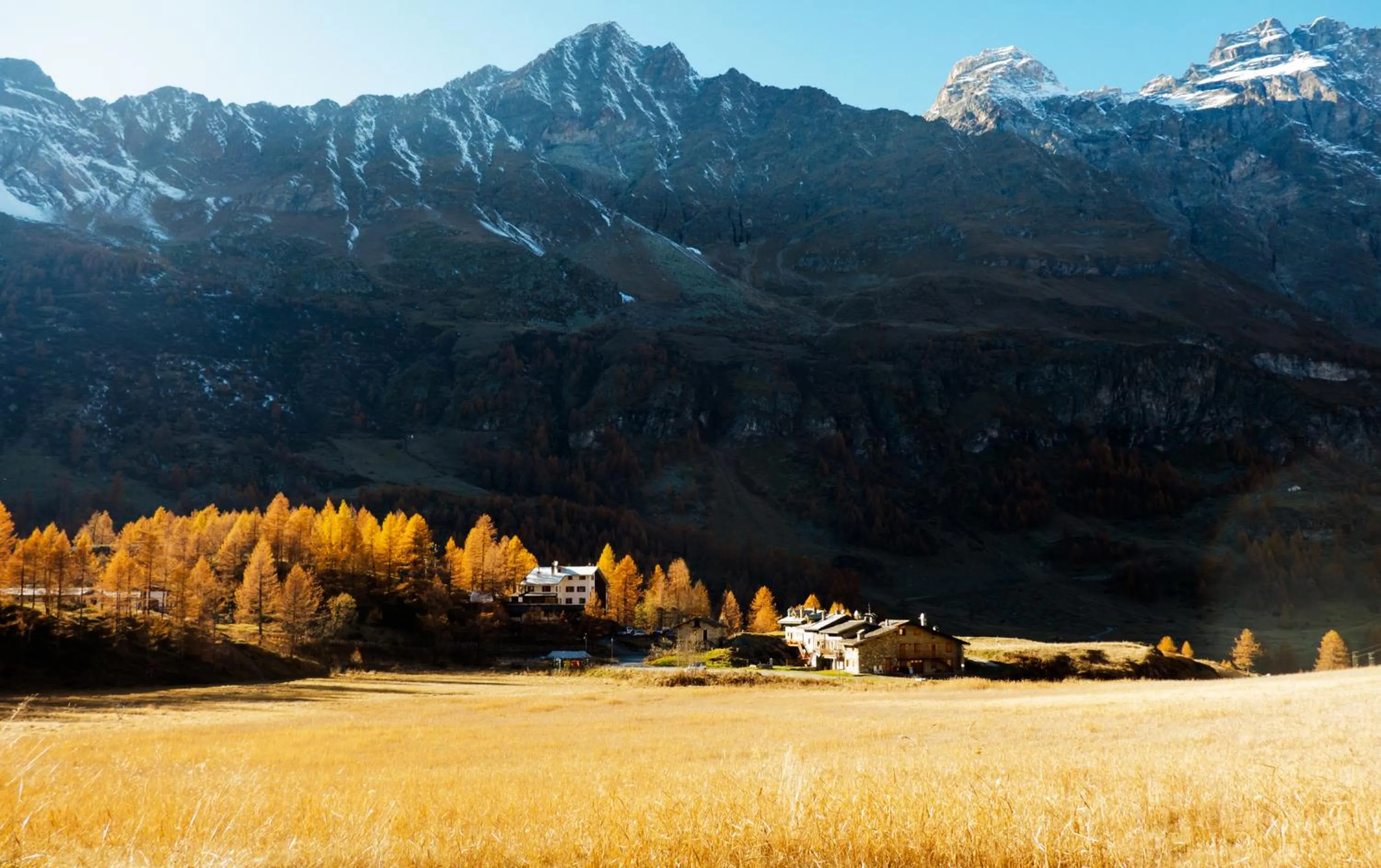 Day in Les Neiges D'Antan