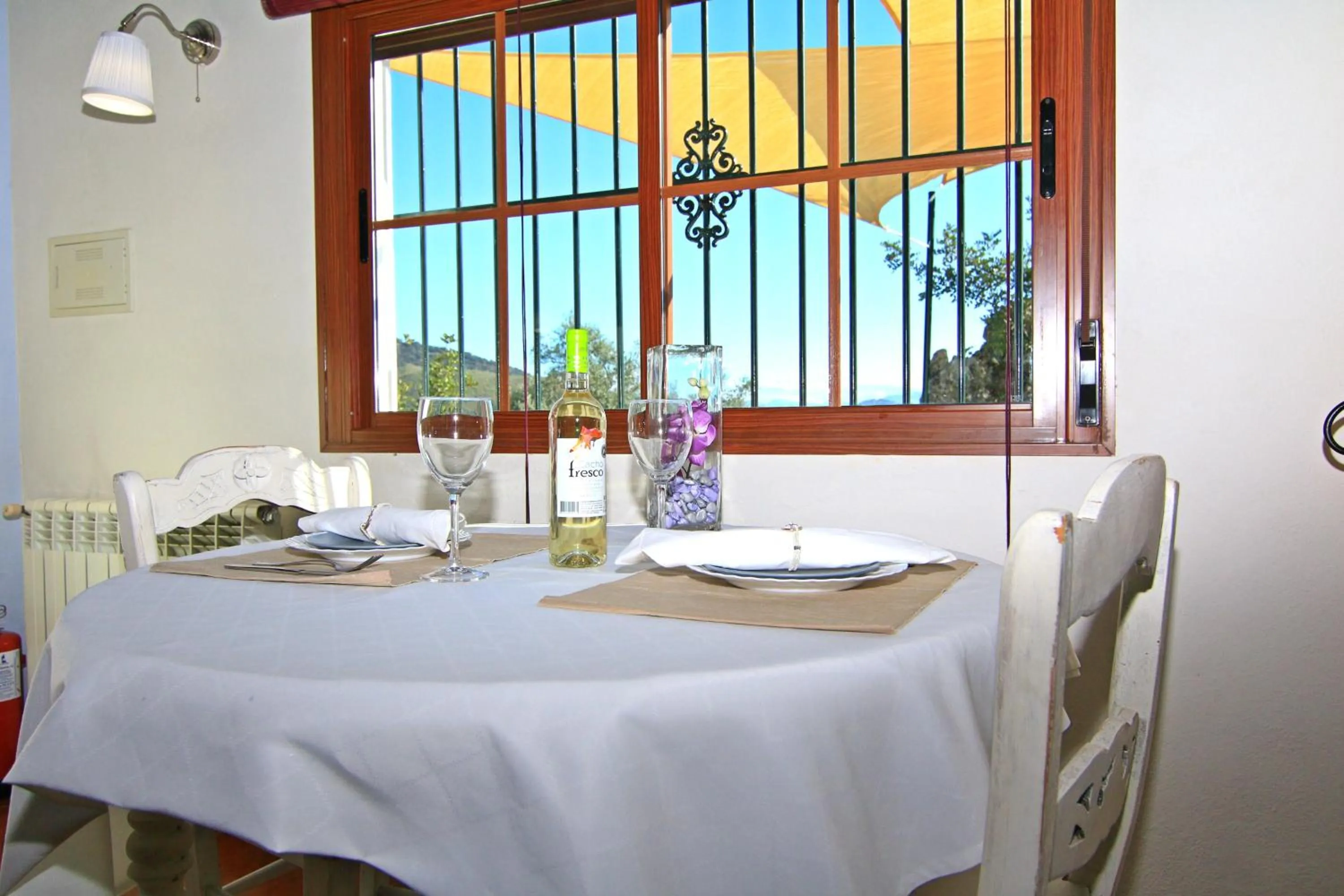 Dining area in Casas Rurales Los Algarrobales