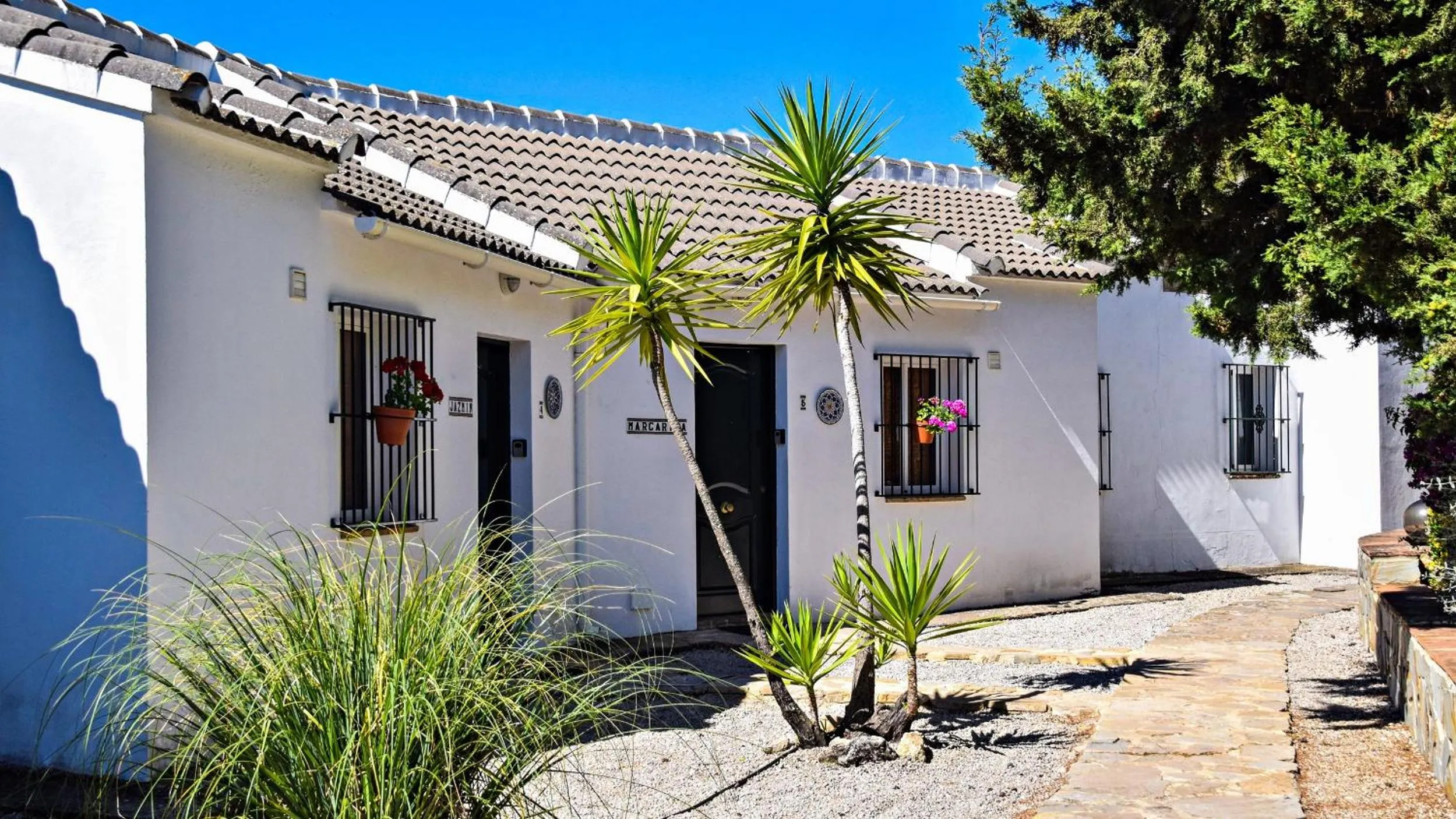 Facade/entrance in Casas Rurales Los Algarrobales