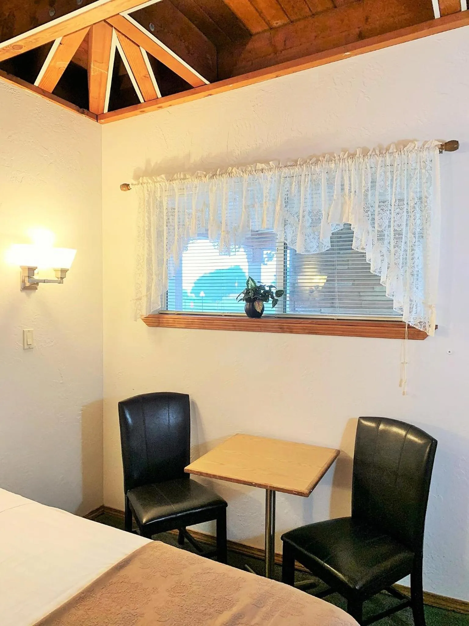 Seating area in Breakers Boutique Inn