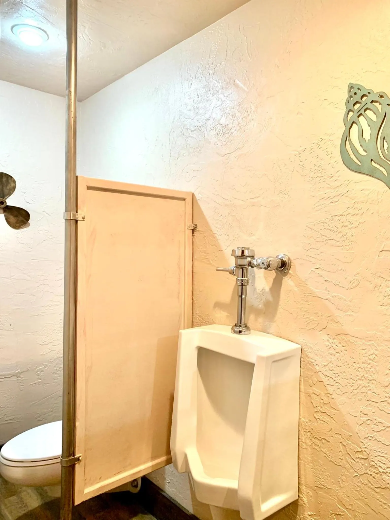 Bathroom in Breakers Boutique Inn