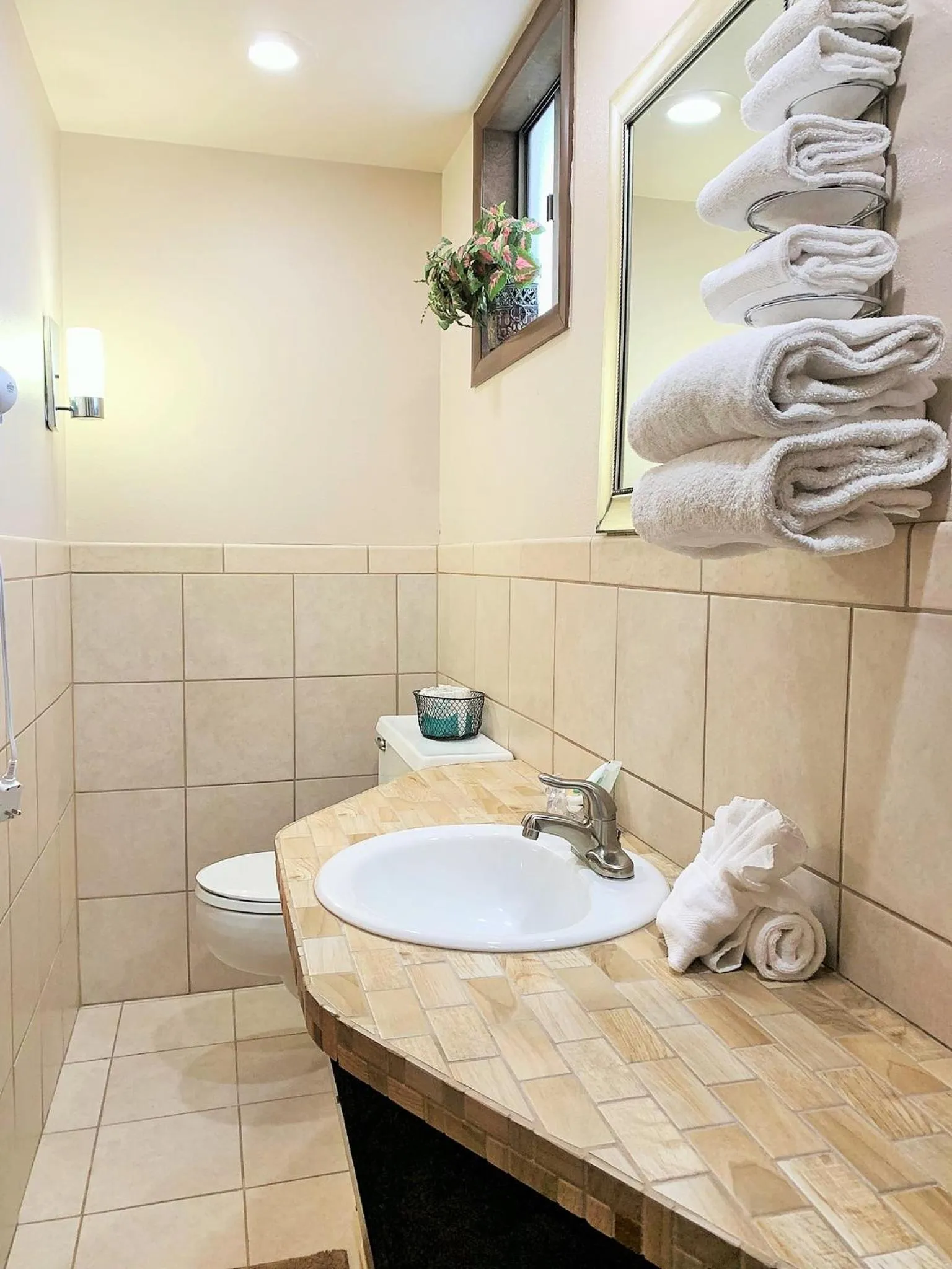 Bathroom in Breakers Boutique Inn