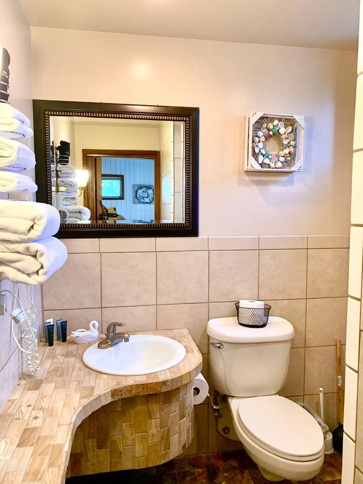 Shower in Breakers Boutique Inn