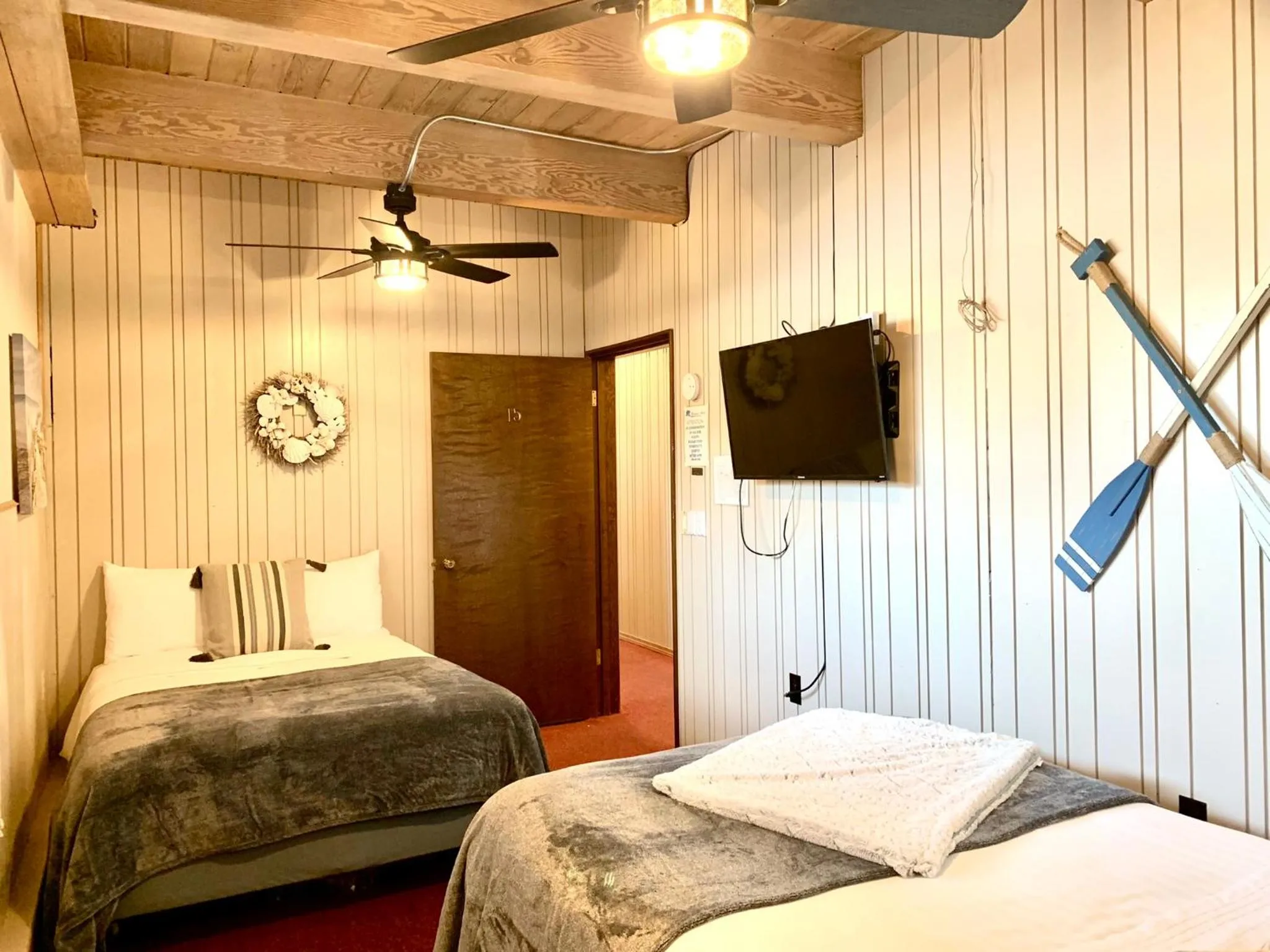 Bedroom in Breakers Boutique Inn