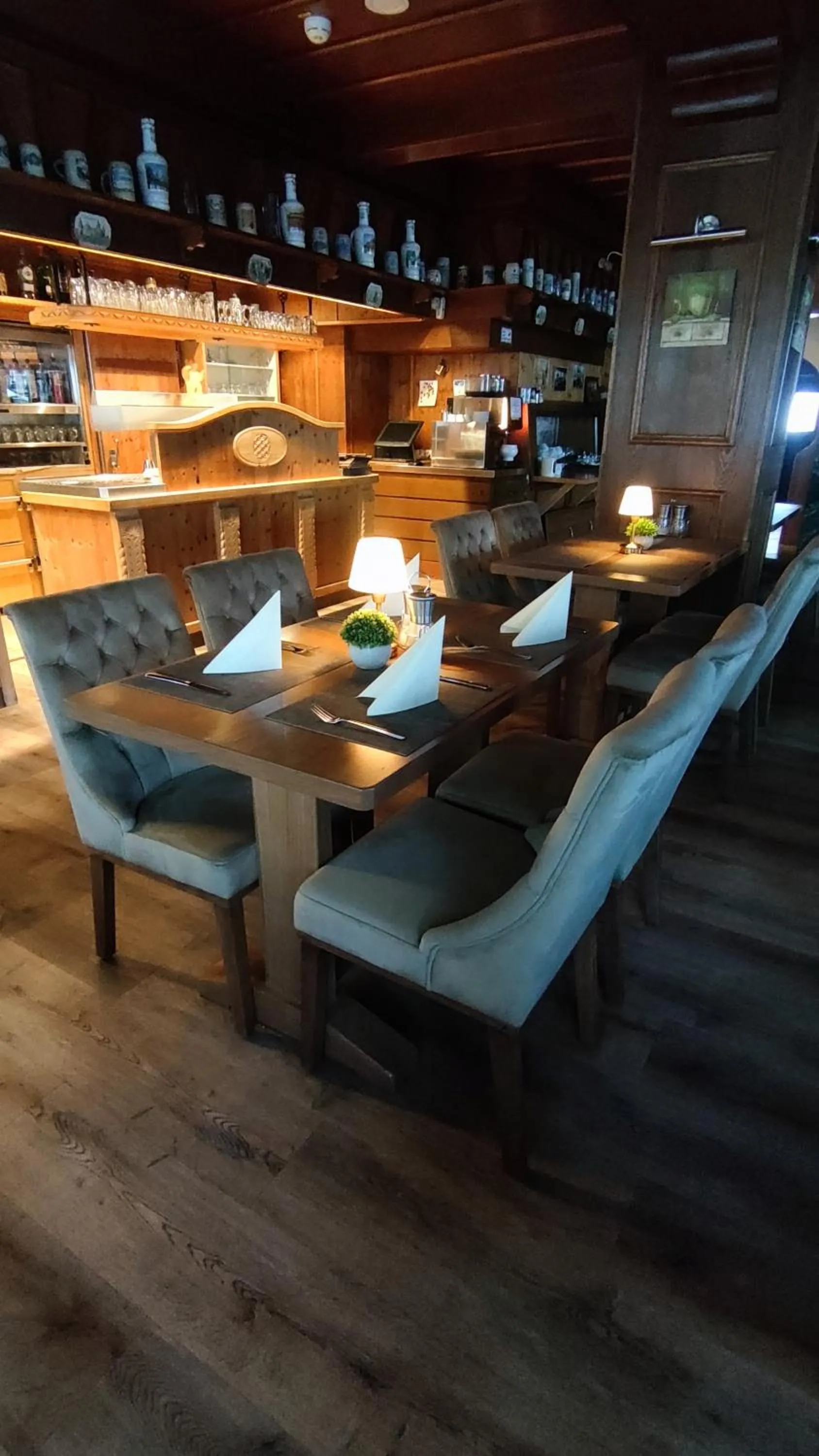 Restaurant/places to eat in Hotel Bärenstüberl