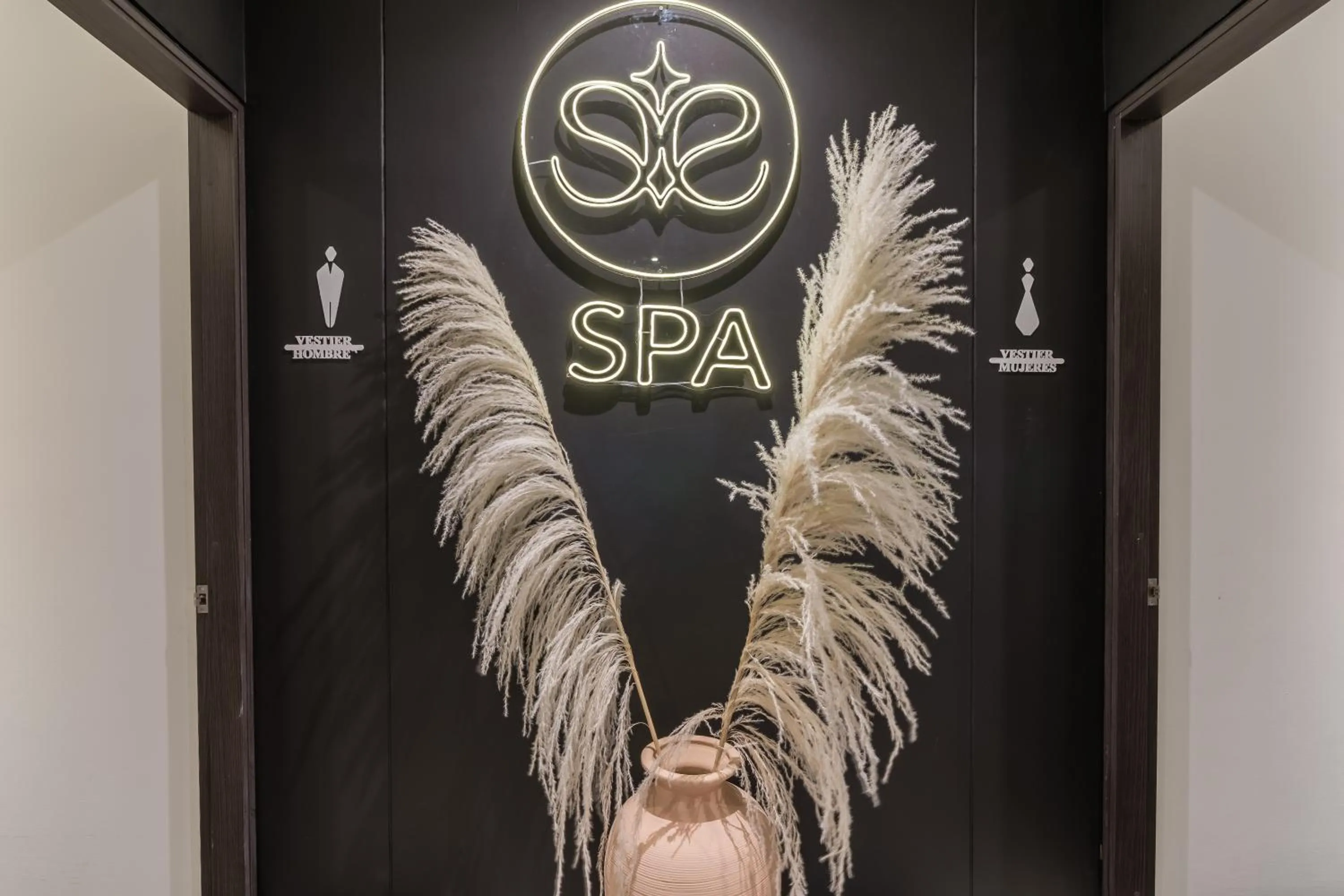 Spa and wellness centre/facilities in Pop Art Hotel Tocancipá y Centro de Convenciones