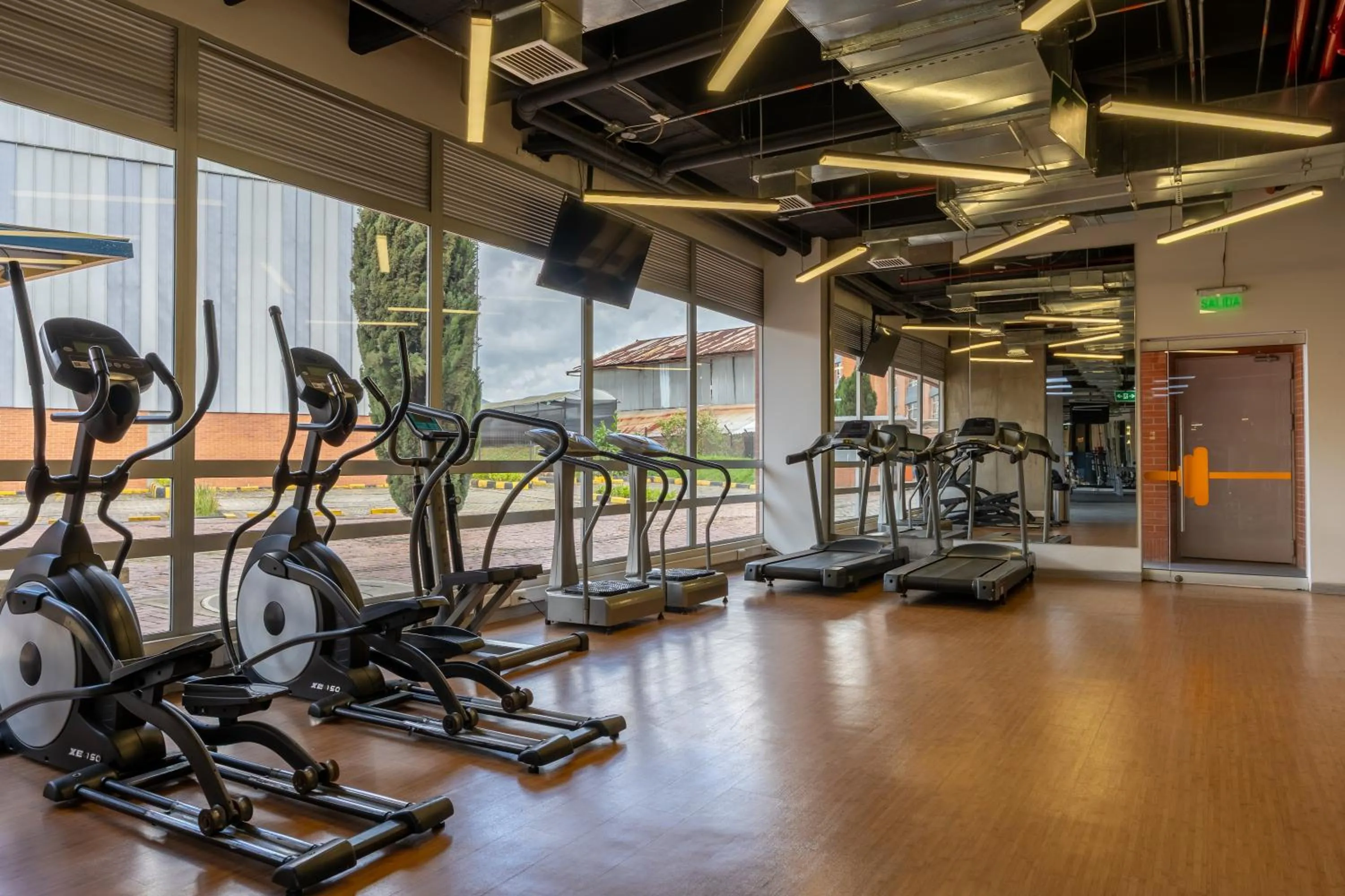 Fitness centre/facilities in Pop Art Hotel Tocancipá y Centro de Convenciones